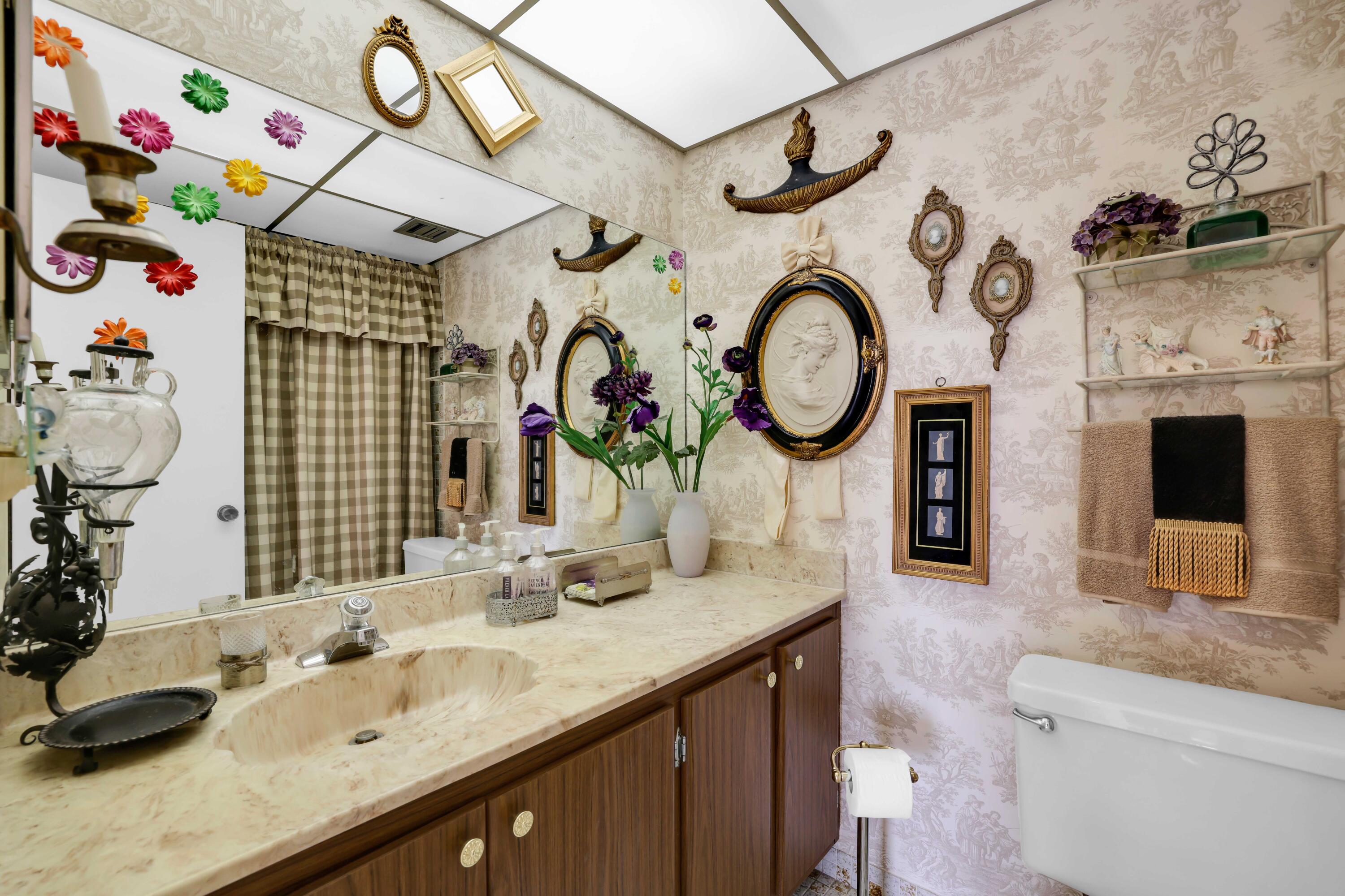 15672 Bottlebrush Circle