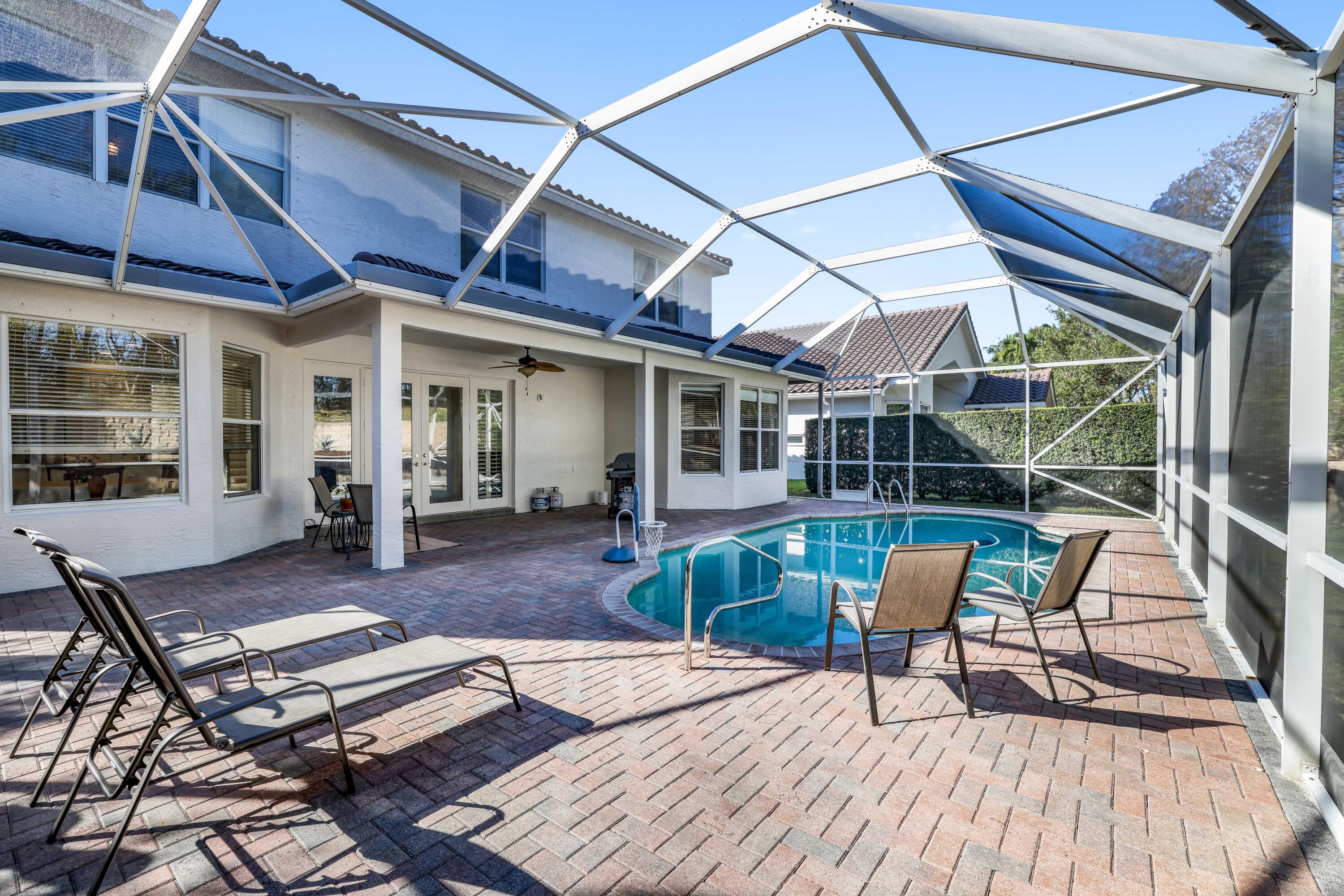 19299 Skyridge Circle