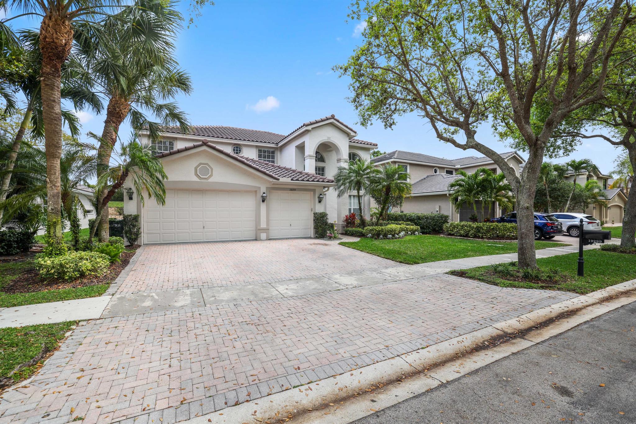 19299 Skyridge Circle