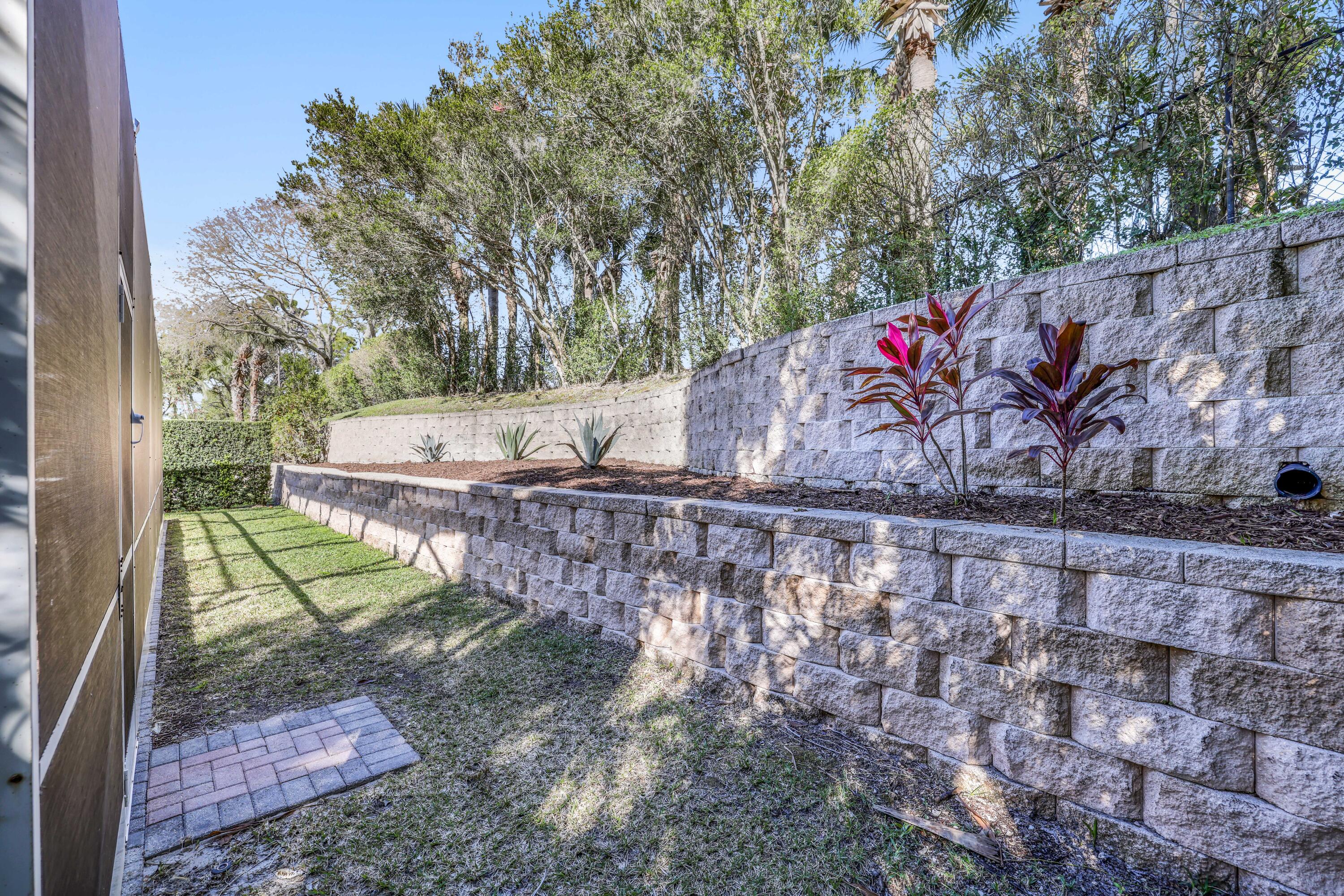 19299 Skyridge Circle