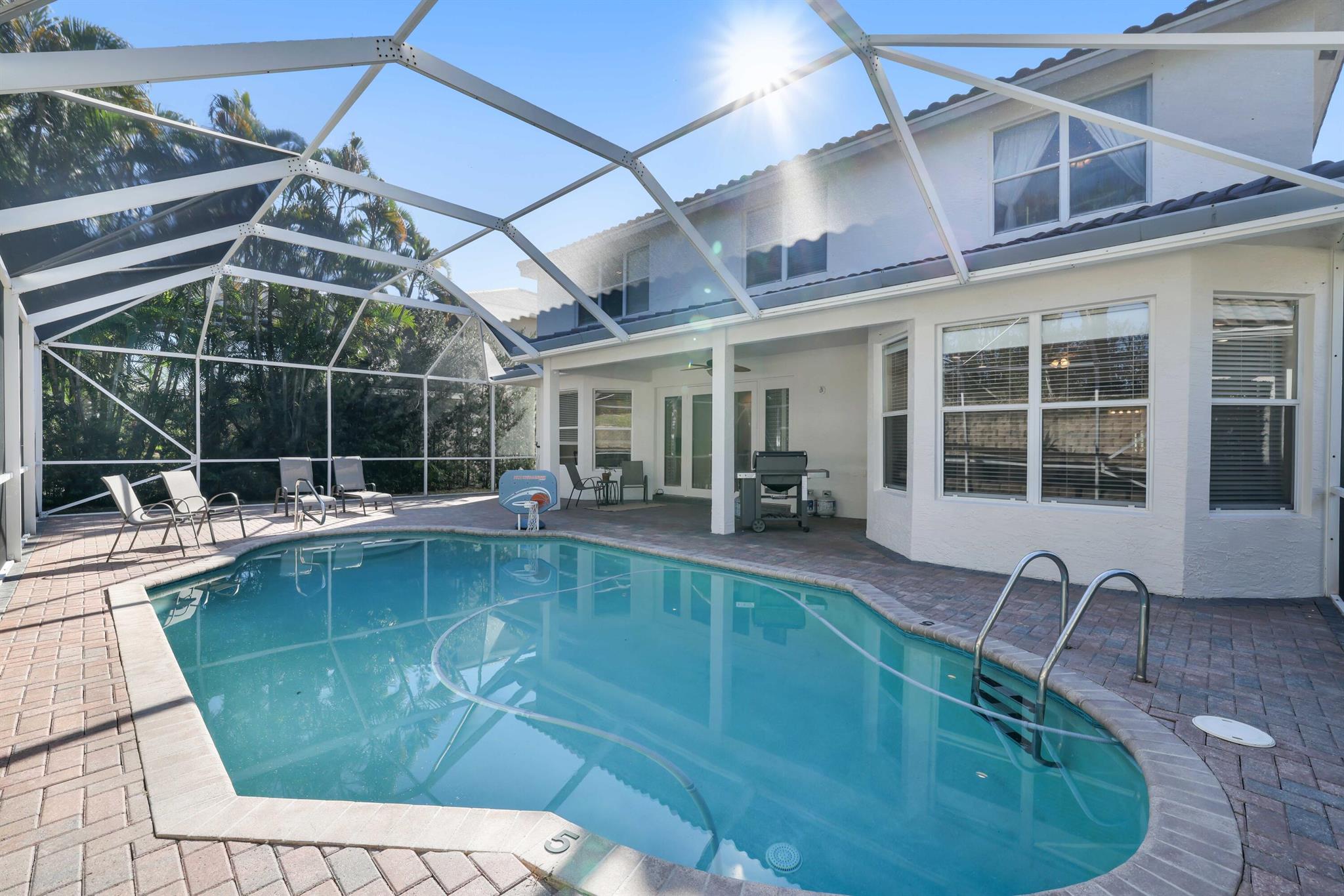 19299 Skyridge Circle