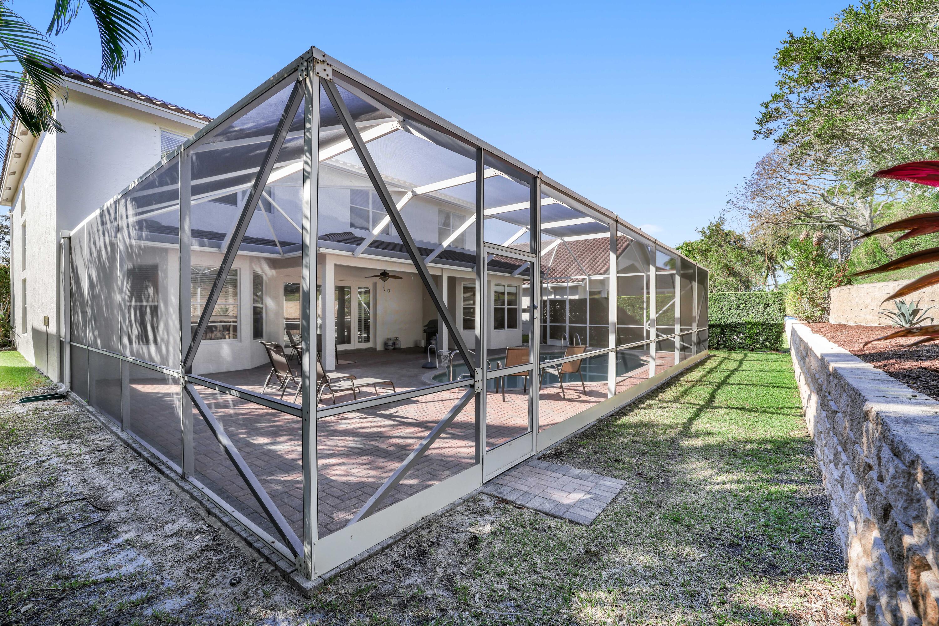 19299 Skyridge Circle