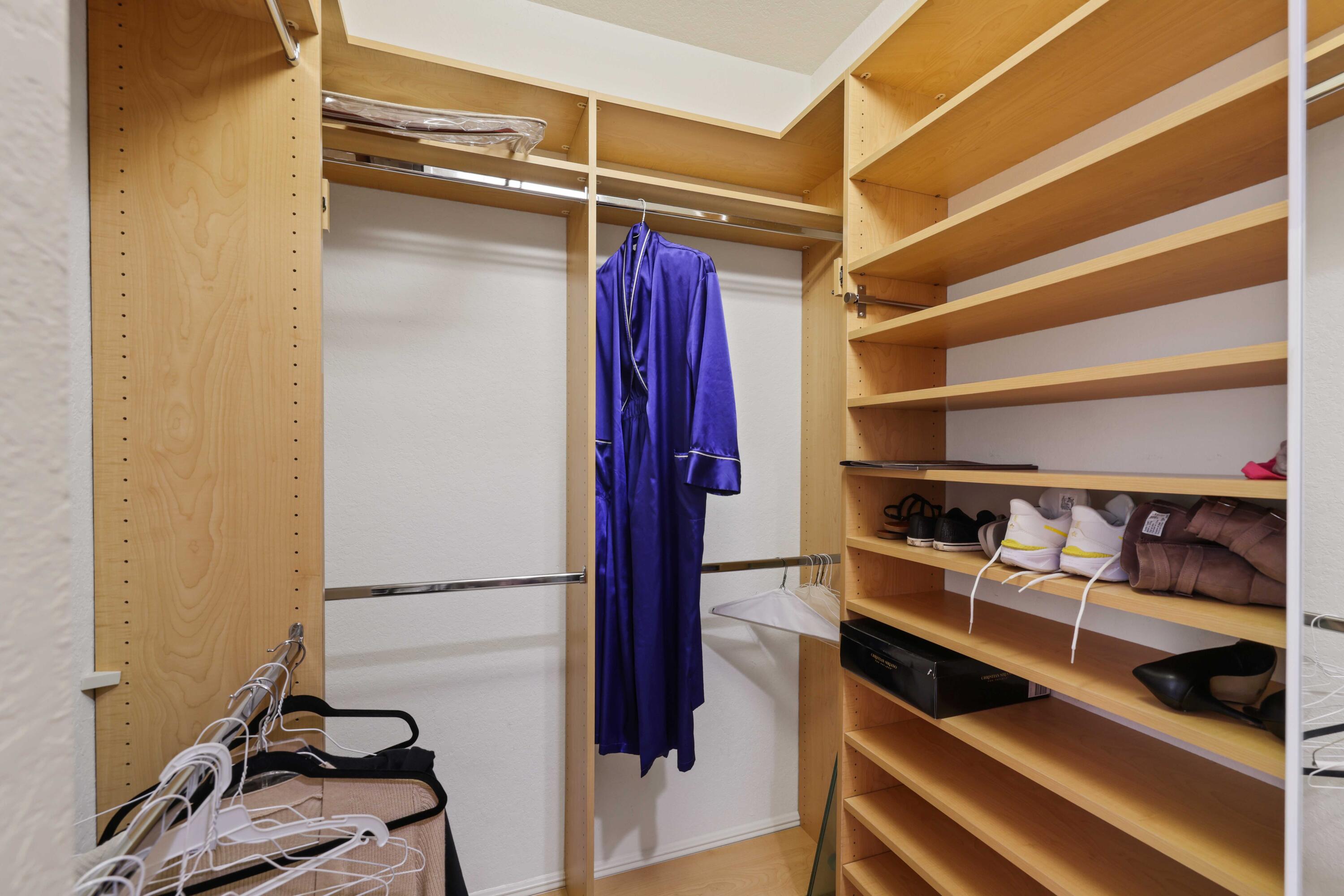 19353 Skyridge Circle