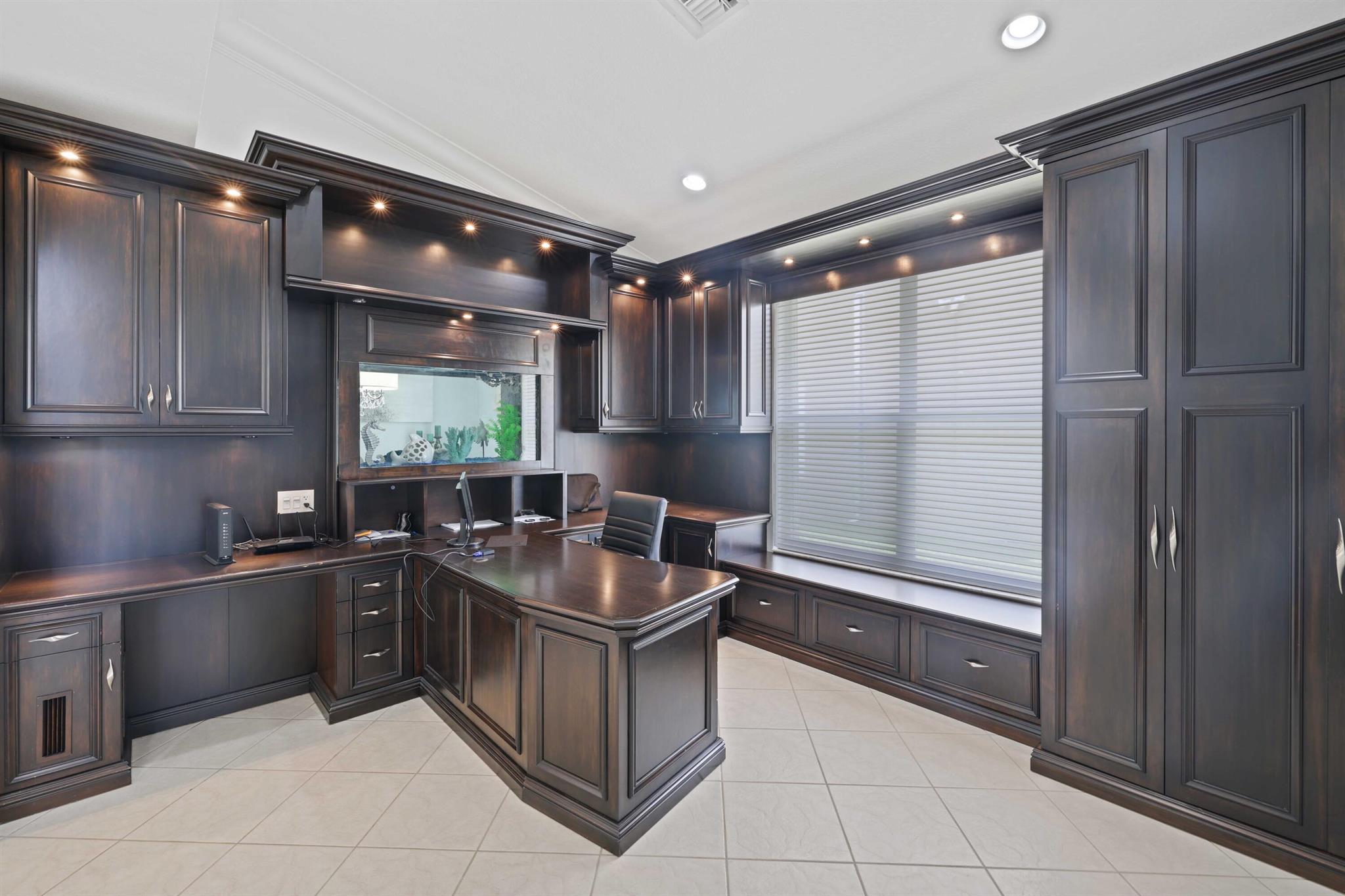 19353 Skyridge Circle