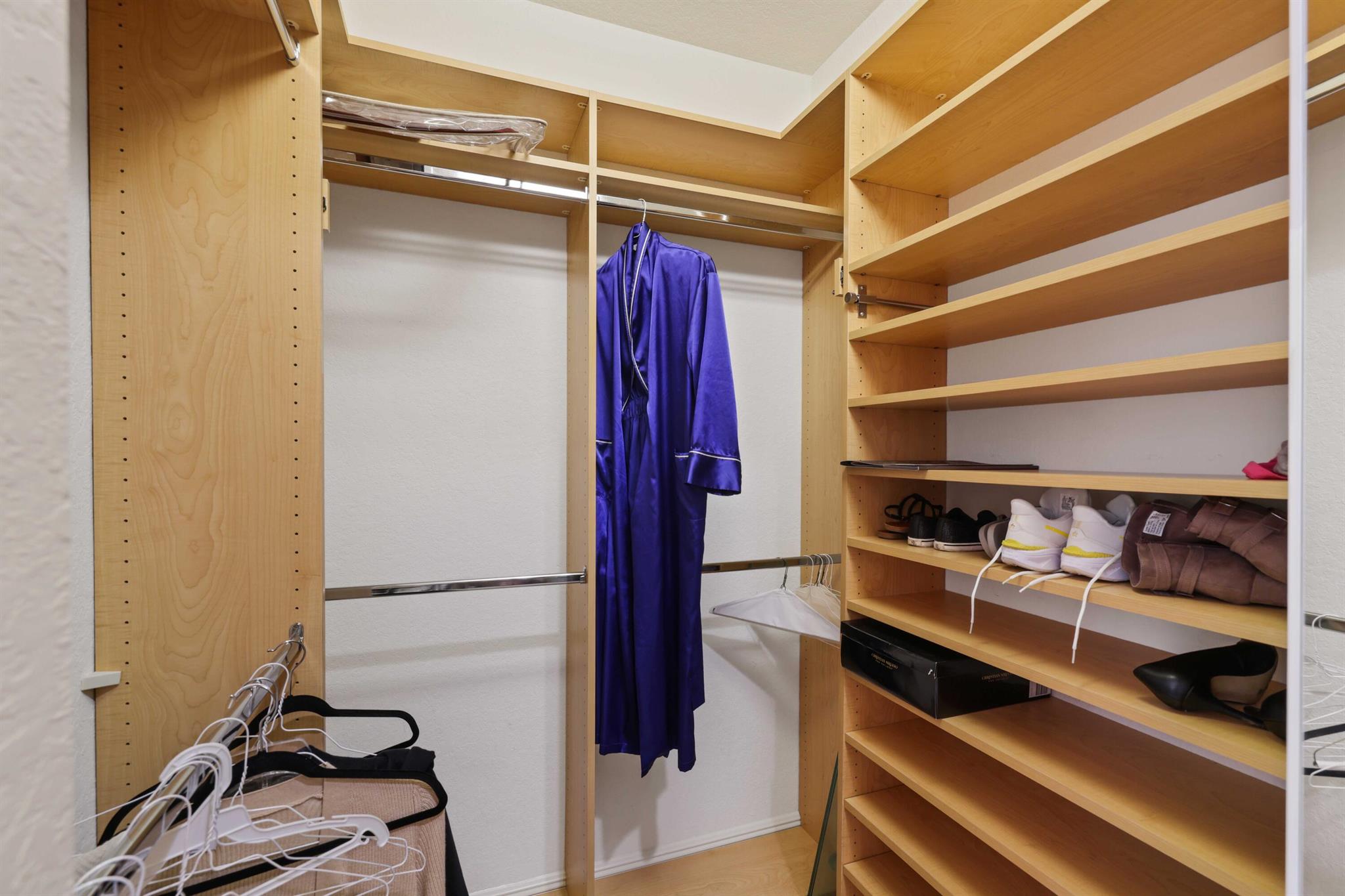 19353 Skyridge Circle