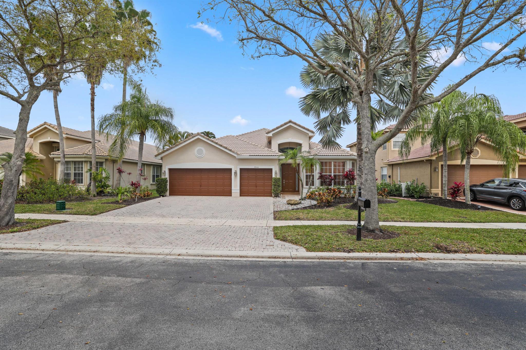 19353 Skyridge Circle