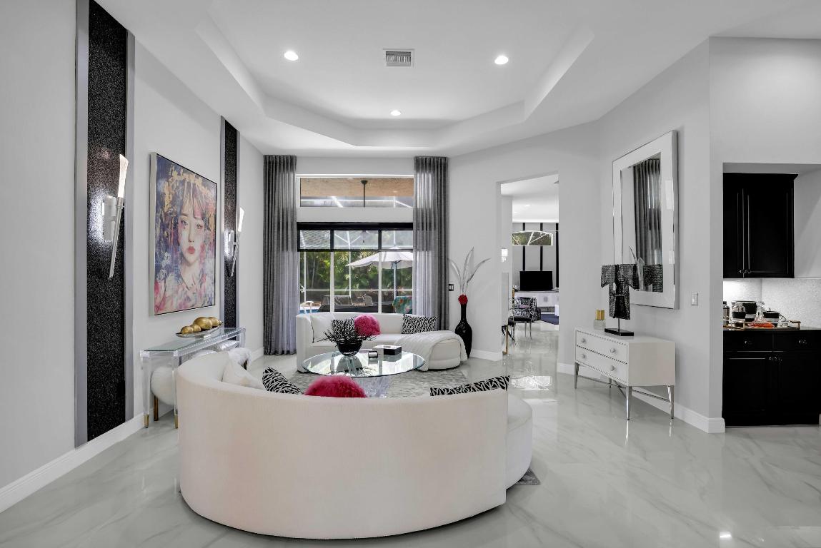 19486 Saturnia Lakes Drive