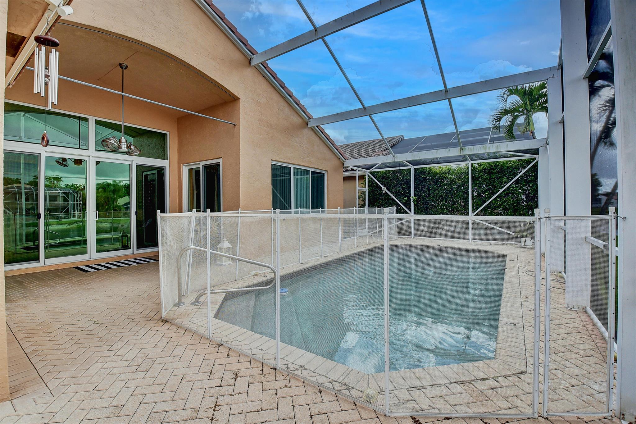 11182 Sea Grass Circle