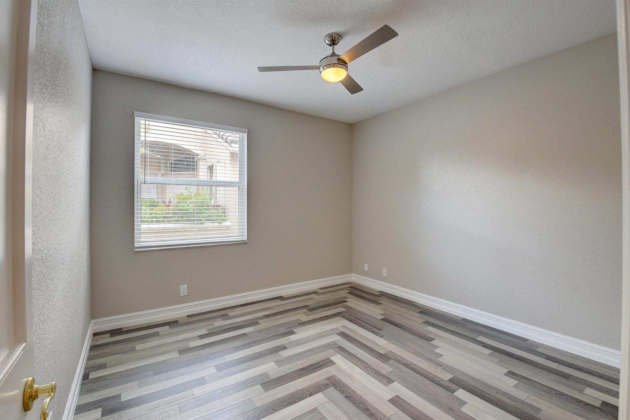 11182 Sea Grass Circle