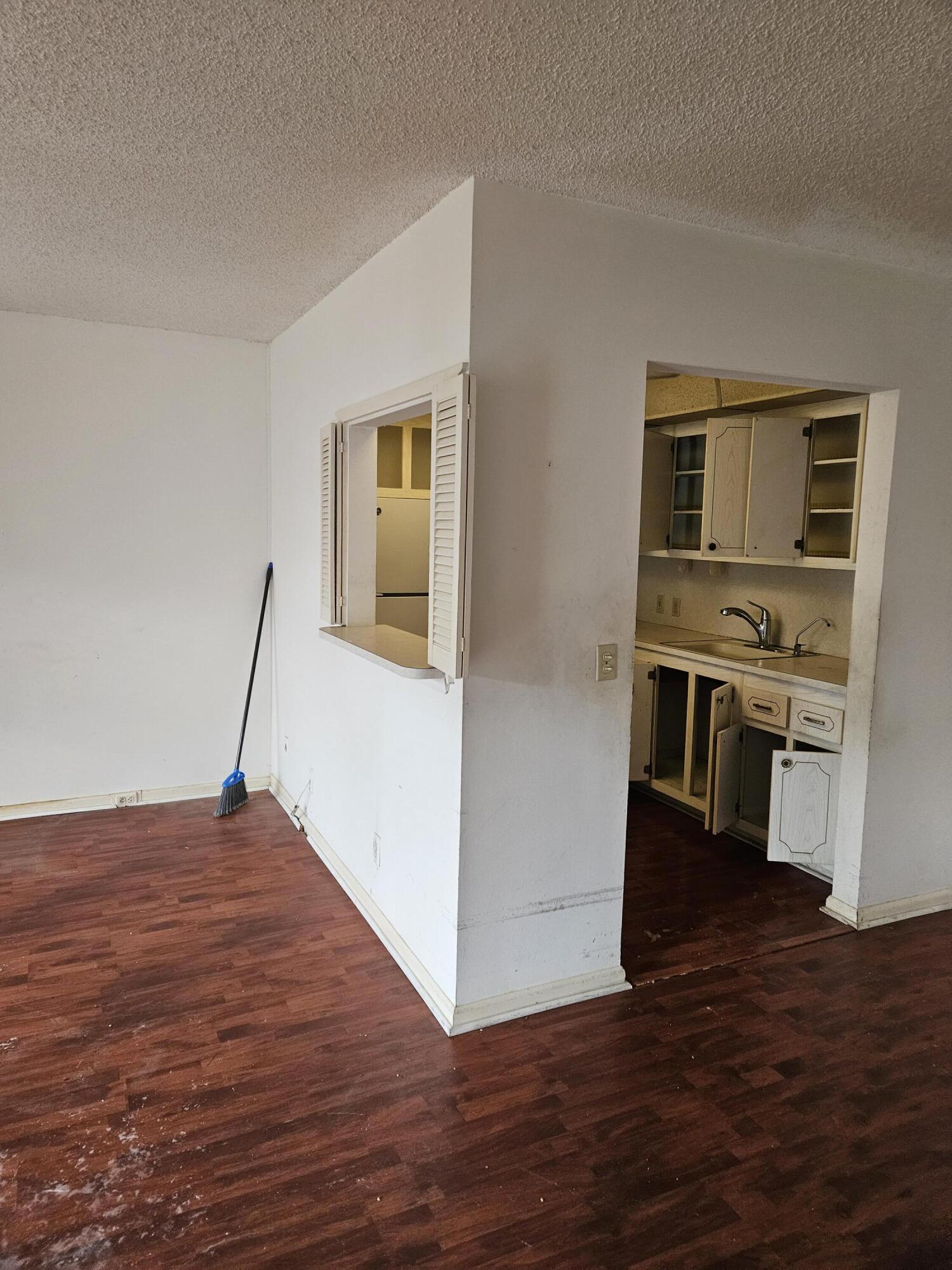 244 Suffolk 244 F