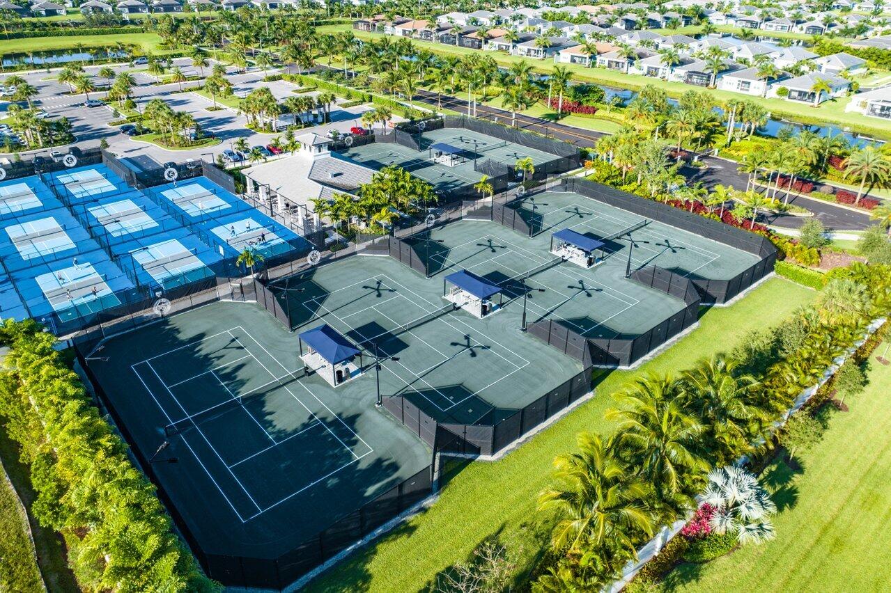 9562 Prosecco Street