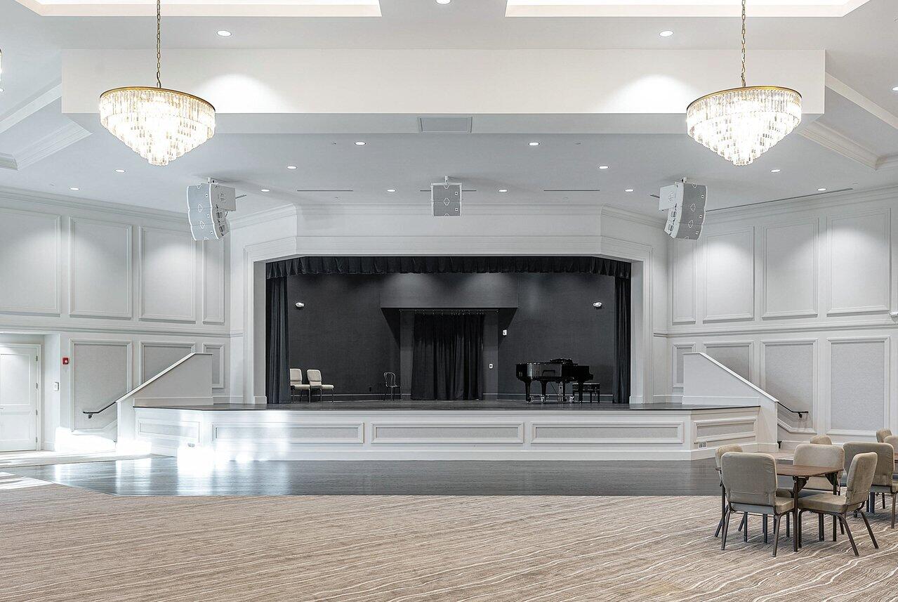 9562 Prosecco Street