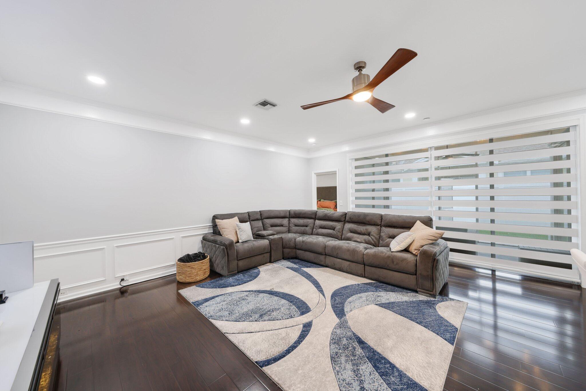 5871 Kelsey Lane
