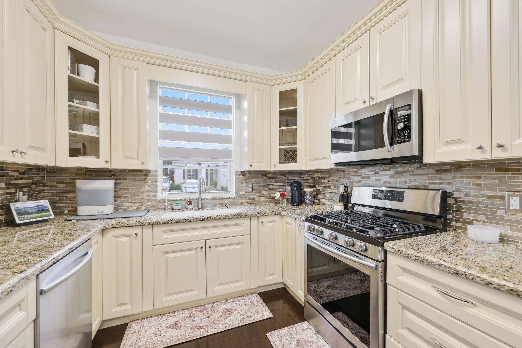5871 Kelsey Lane