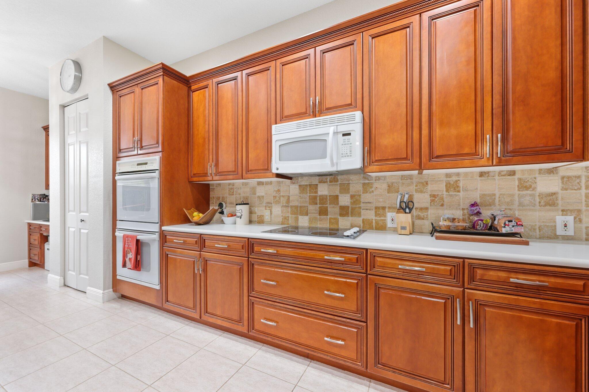 19090 Skyridge Circle