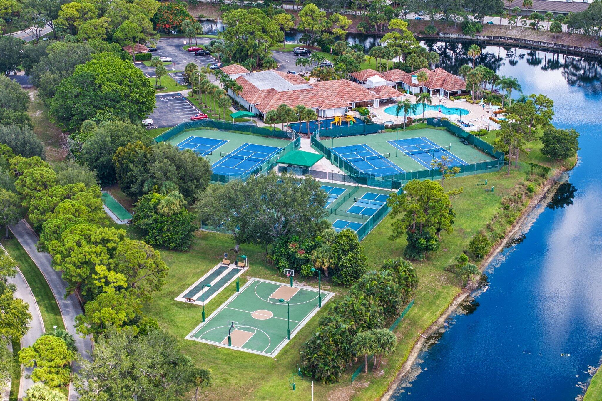 2532 Egret Lake Drive