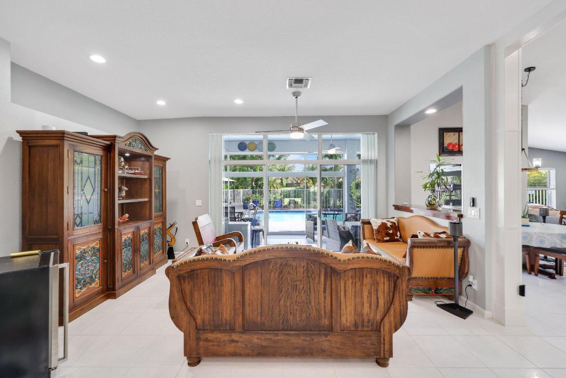 2532 Egret Lake Drive