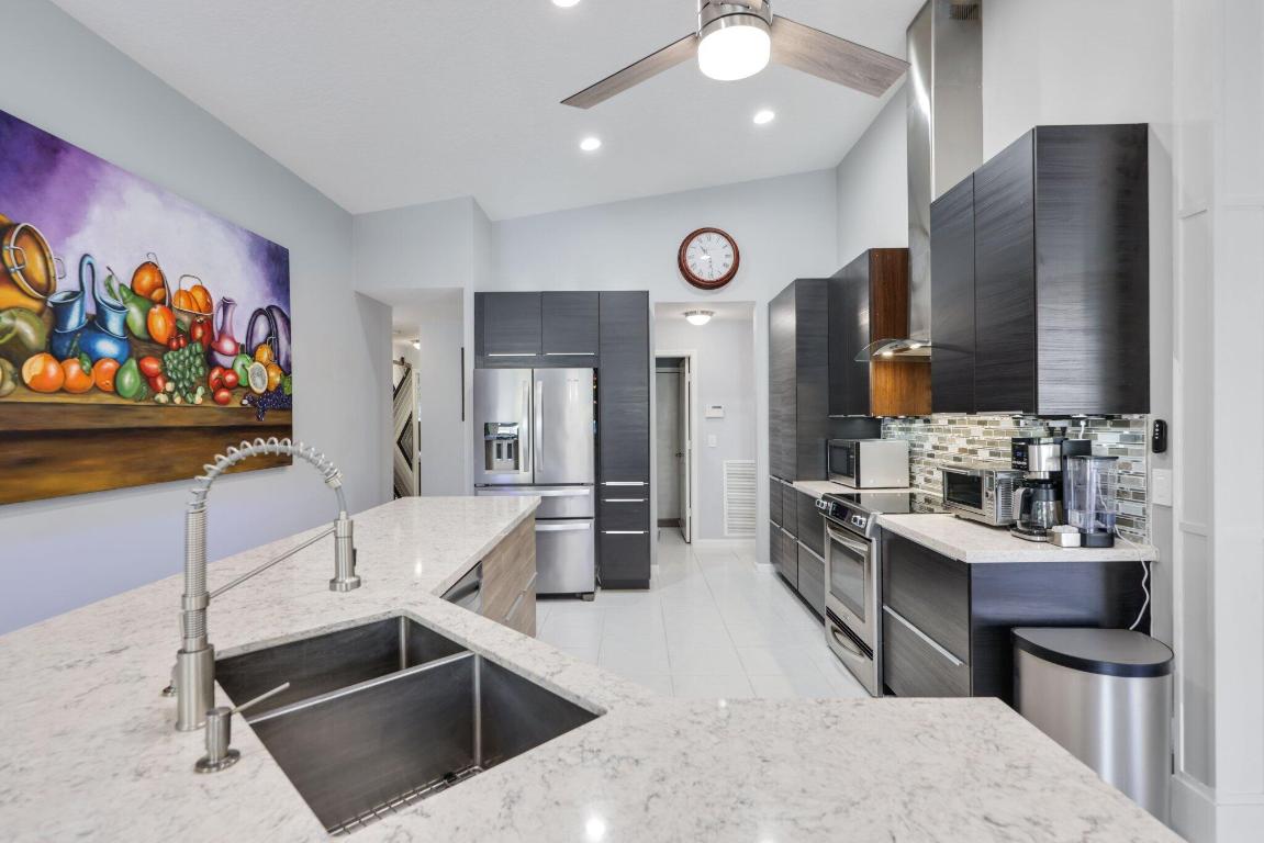 2532 Egret Lake Drive