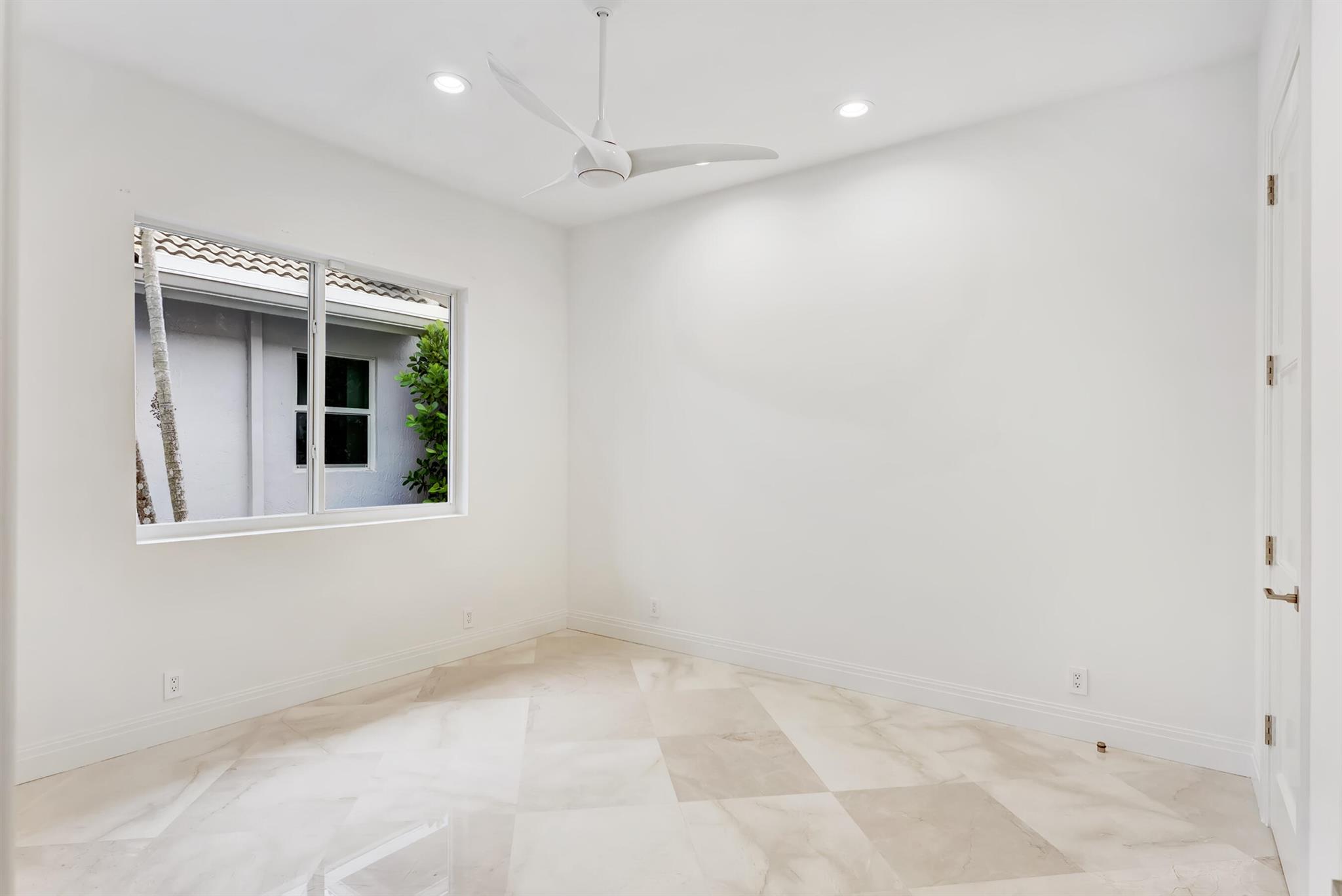 4158 NW 53rd Street
