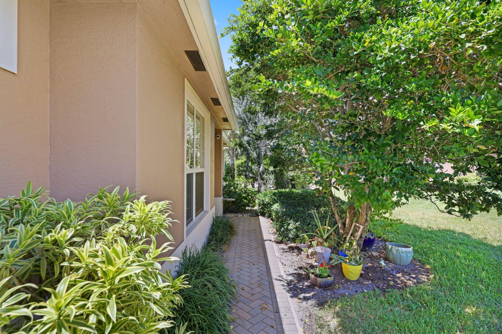 4382 Colony View Drive