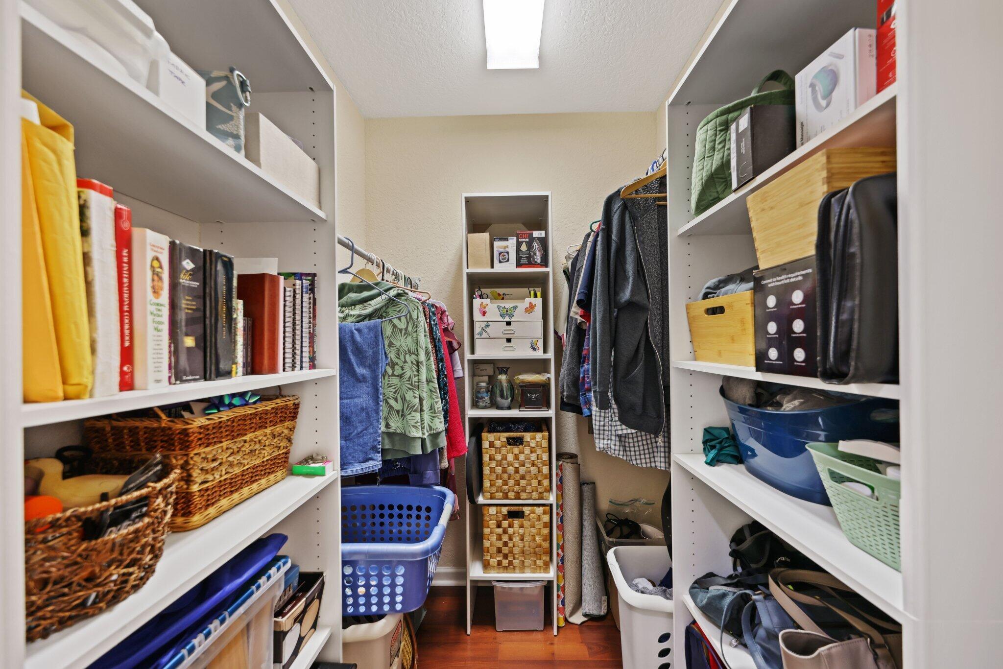 4382 Colony View Drive