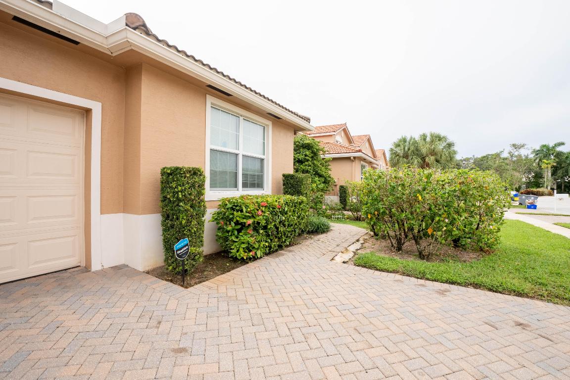 4365 Colony View Drive