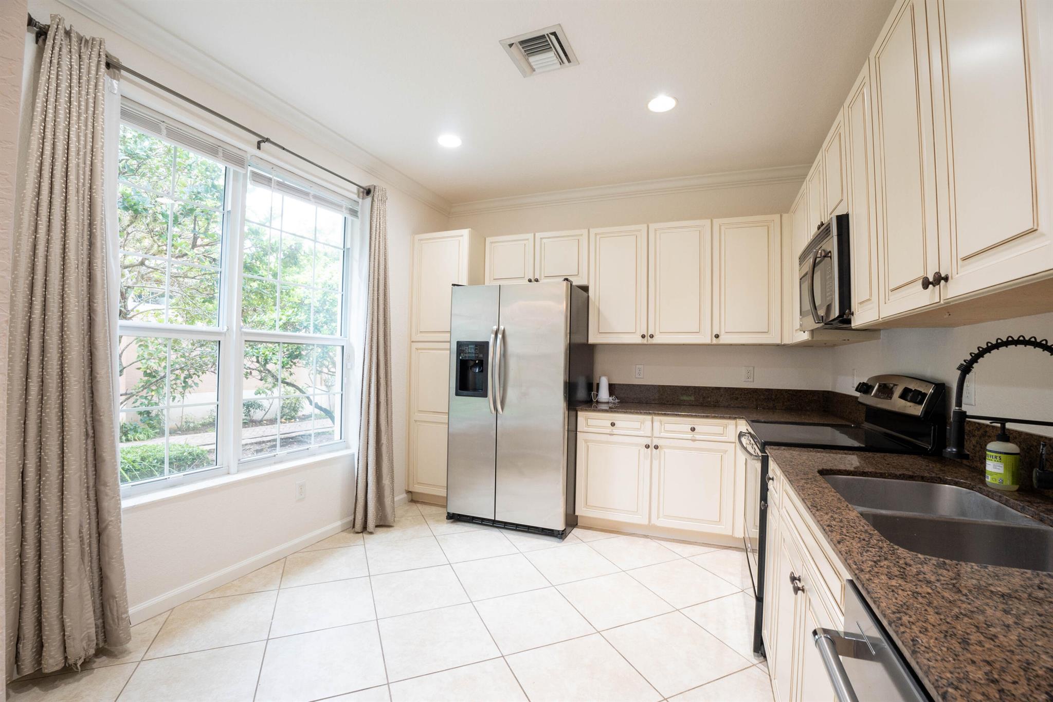 4365 Colony View Drive