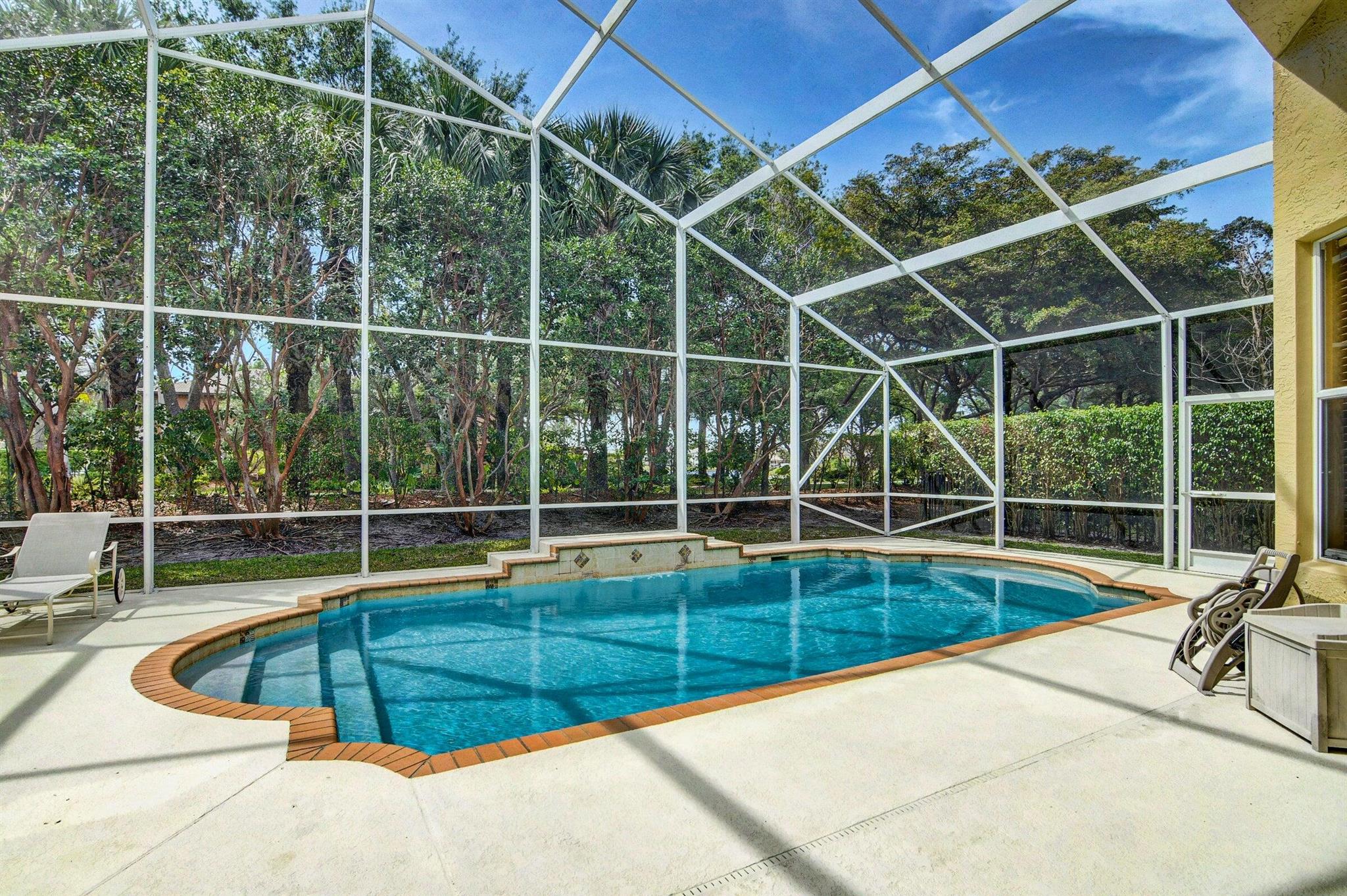 19179 Skyridge Circle