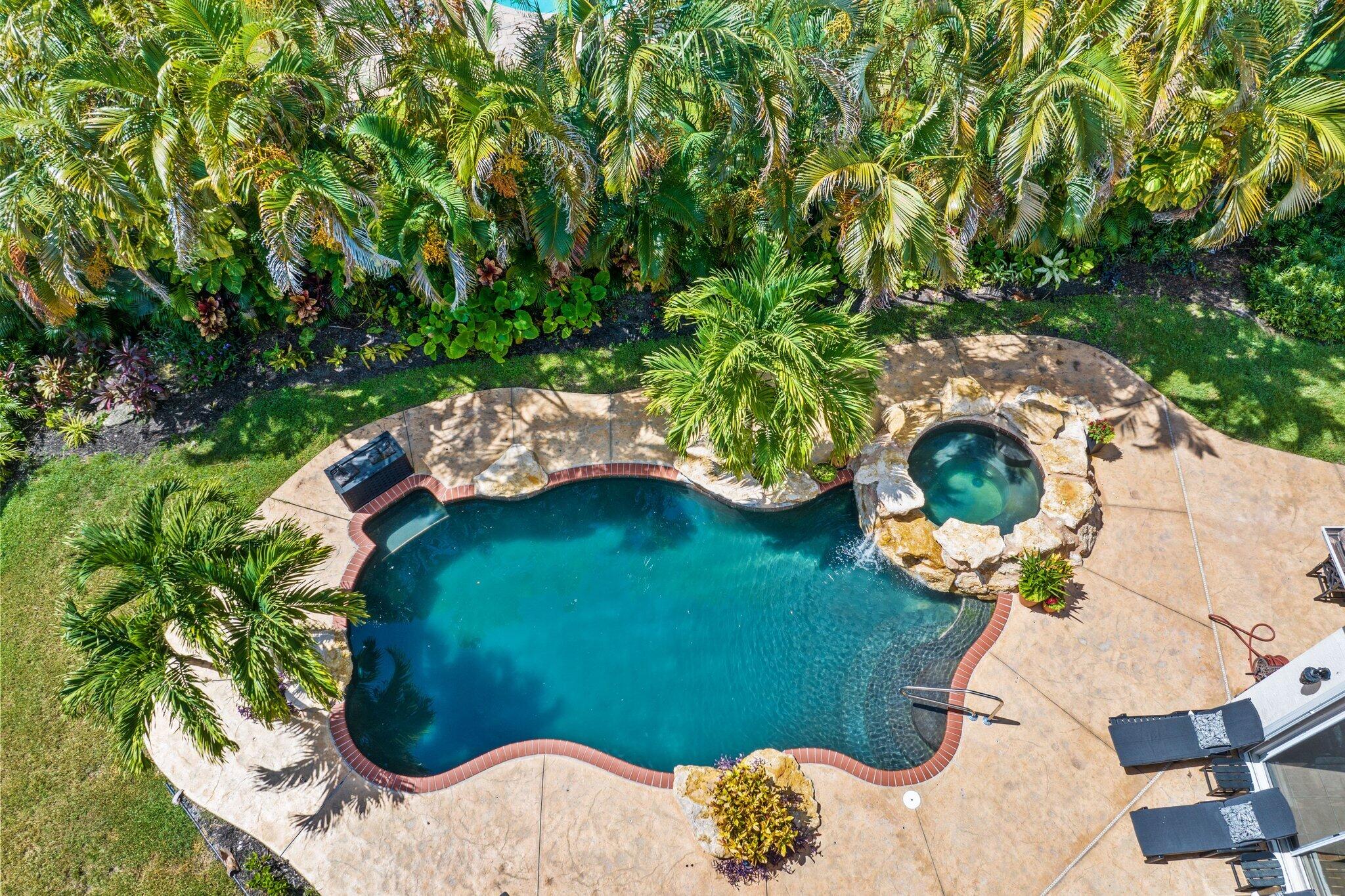 8888 Rockridge Glen Cove