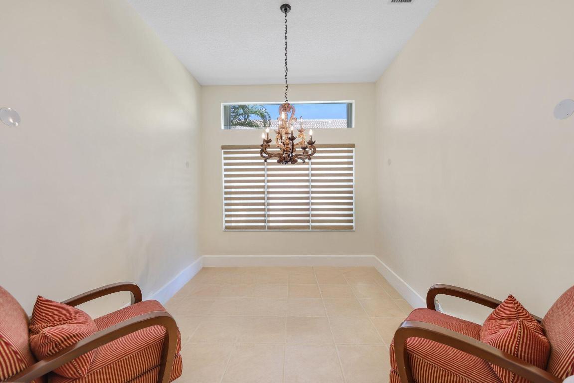 8888 Rockridge Glen Cove