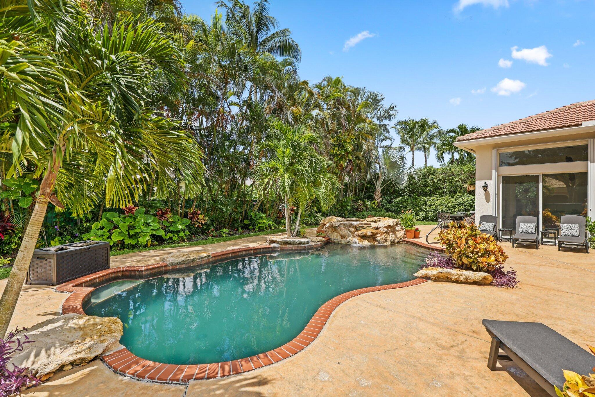 8888 Rockridge Glen Cove