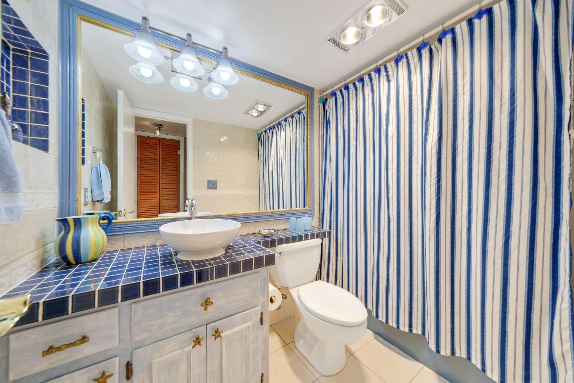 700 NE Harbour Terrace 2350