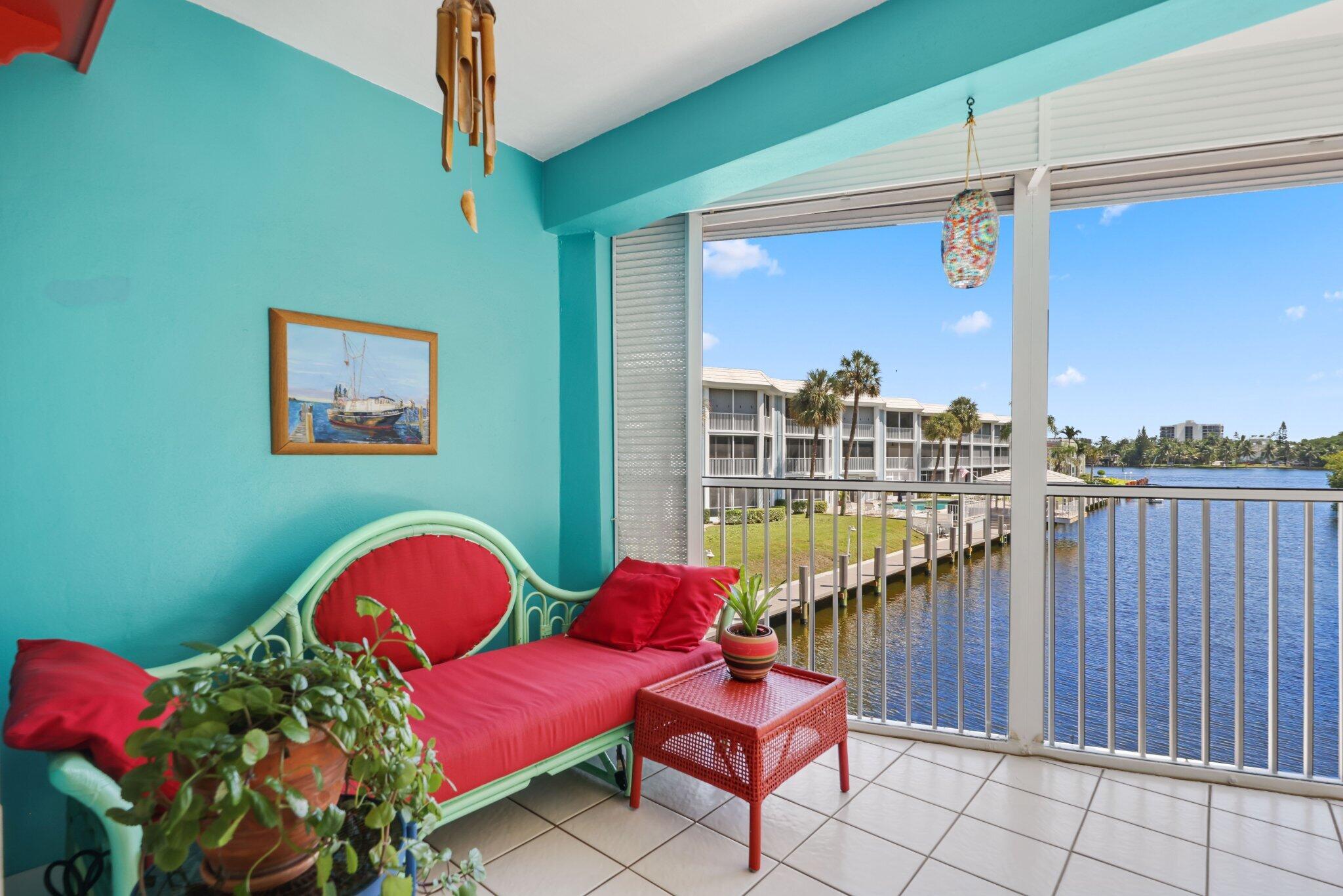 700 NE Harbour Terrace 2350