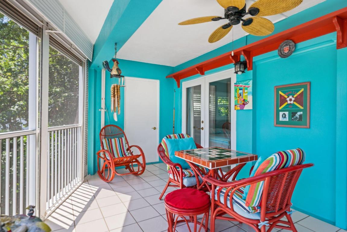 700 NE Harbour Terrace 2350