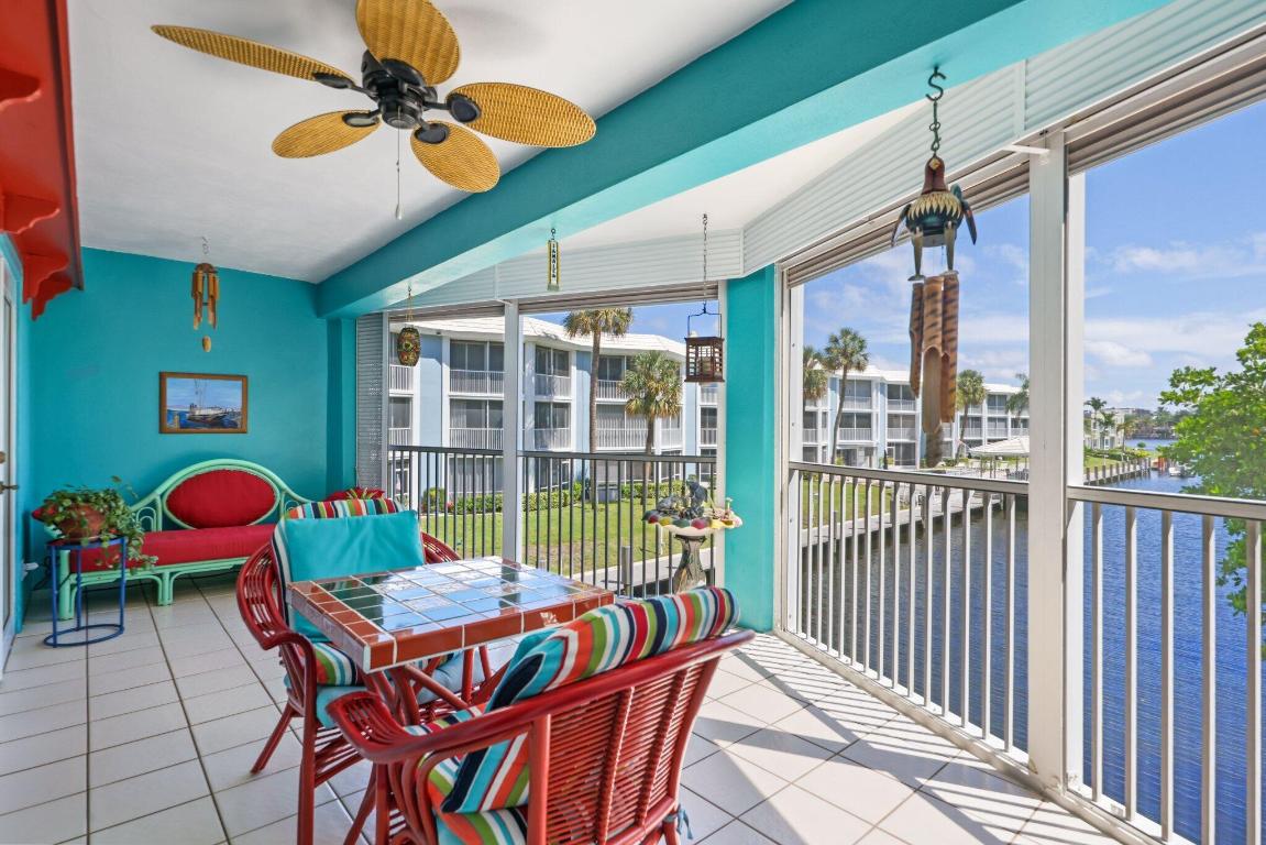 700 NE Harbour Terrace 2350