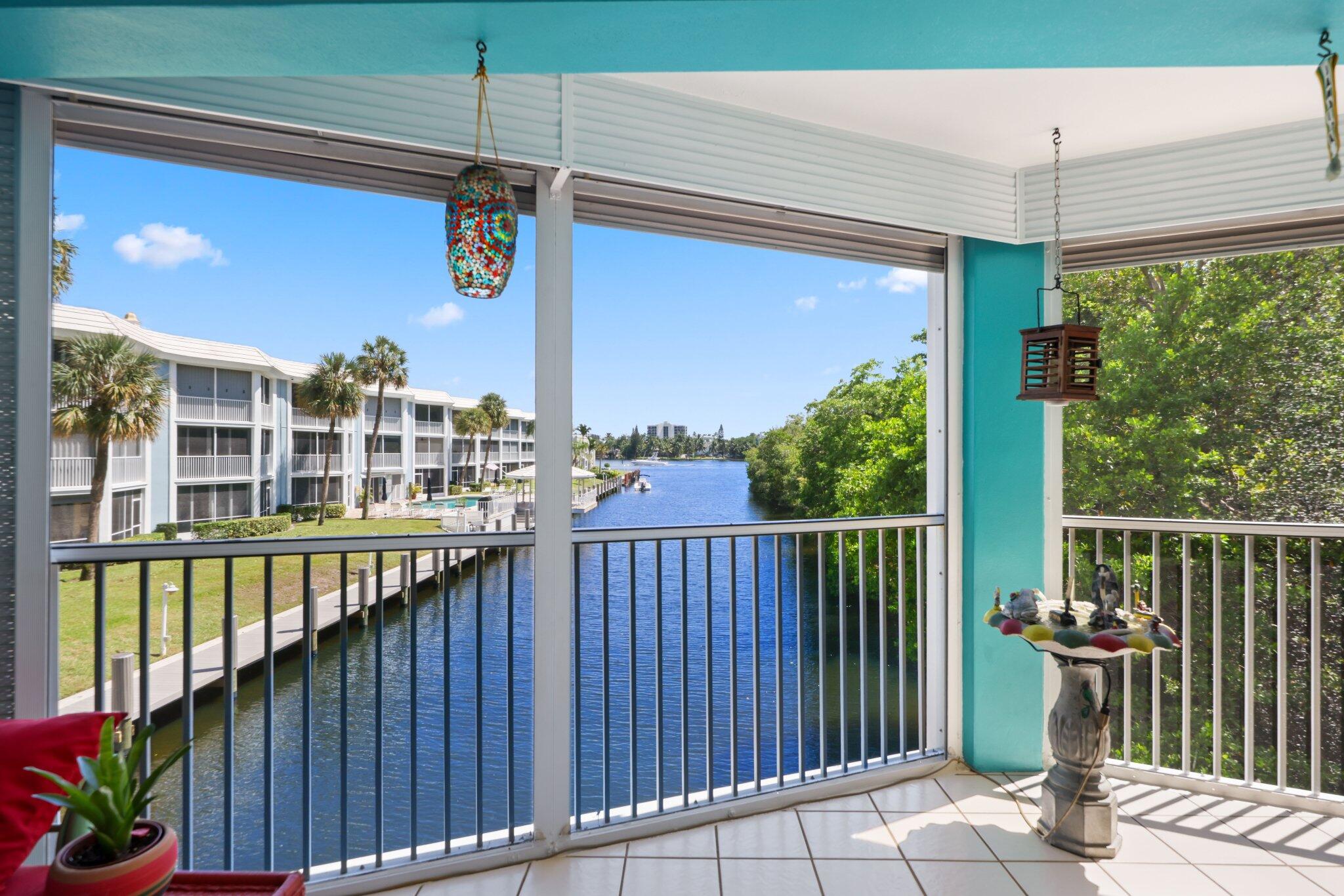 700 NE Harbour Terrace 2350