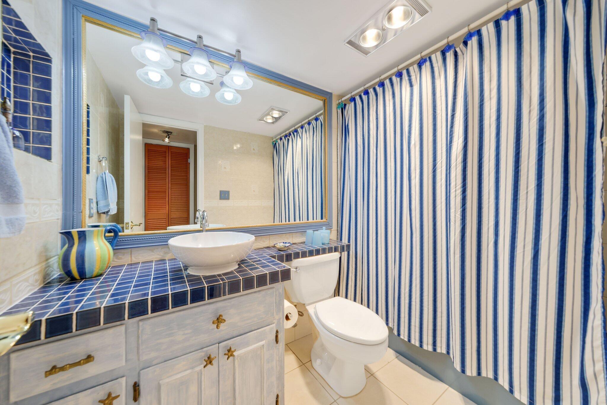 700 NE Harbour Terrace 2350