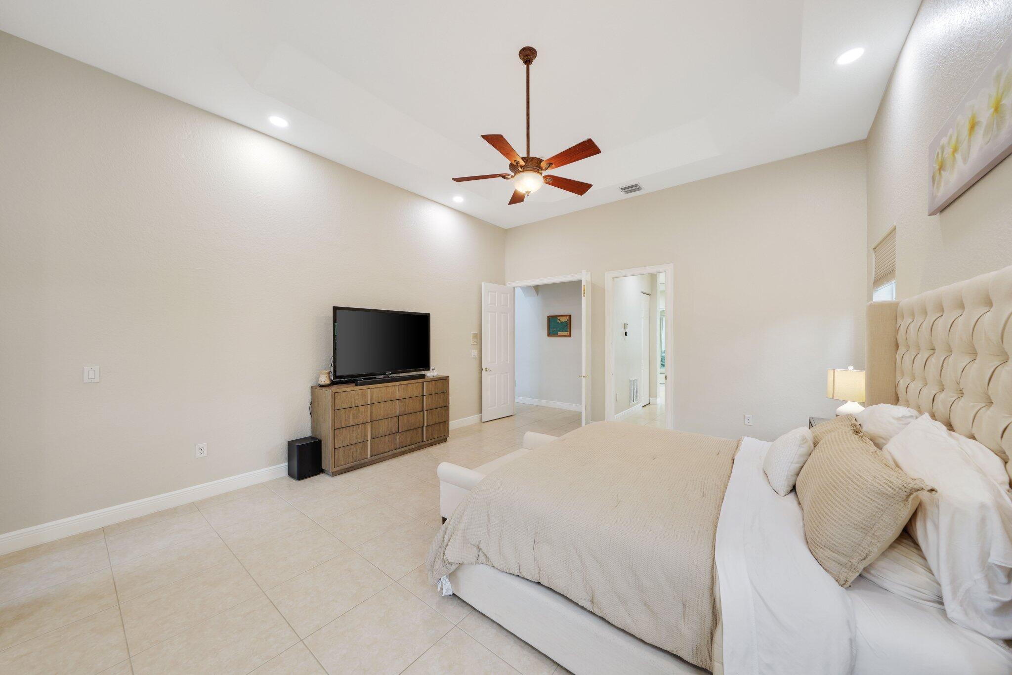 19219 N Creekshore Court, Boca Raton