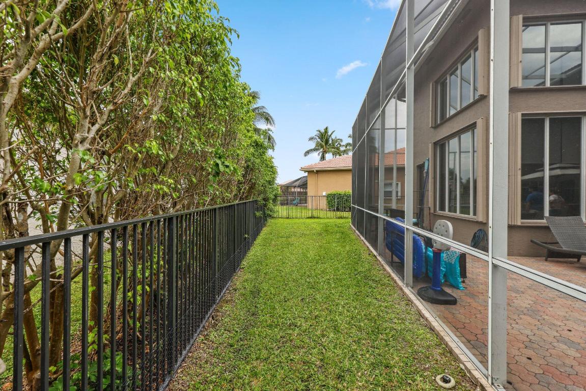 19219 N Creekshore Court, Boca Raton