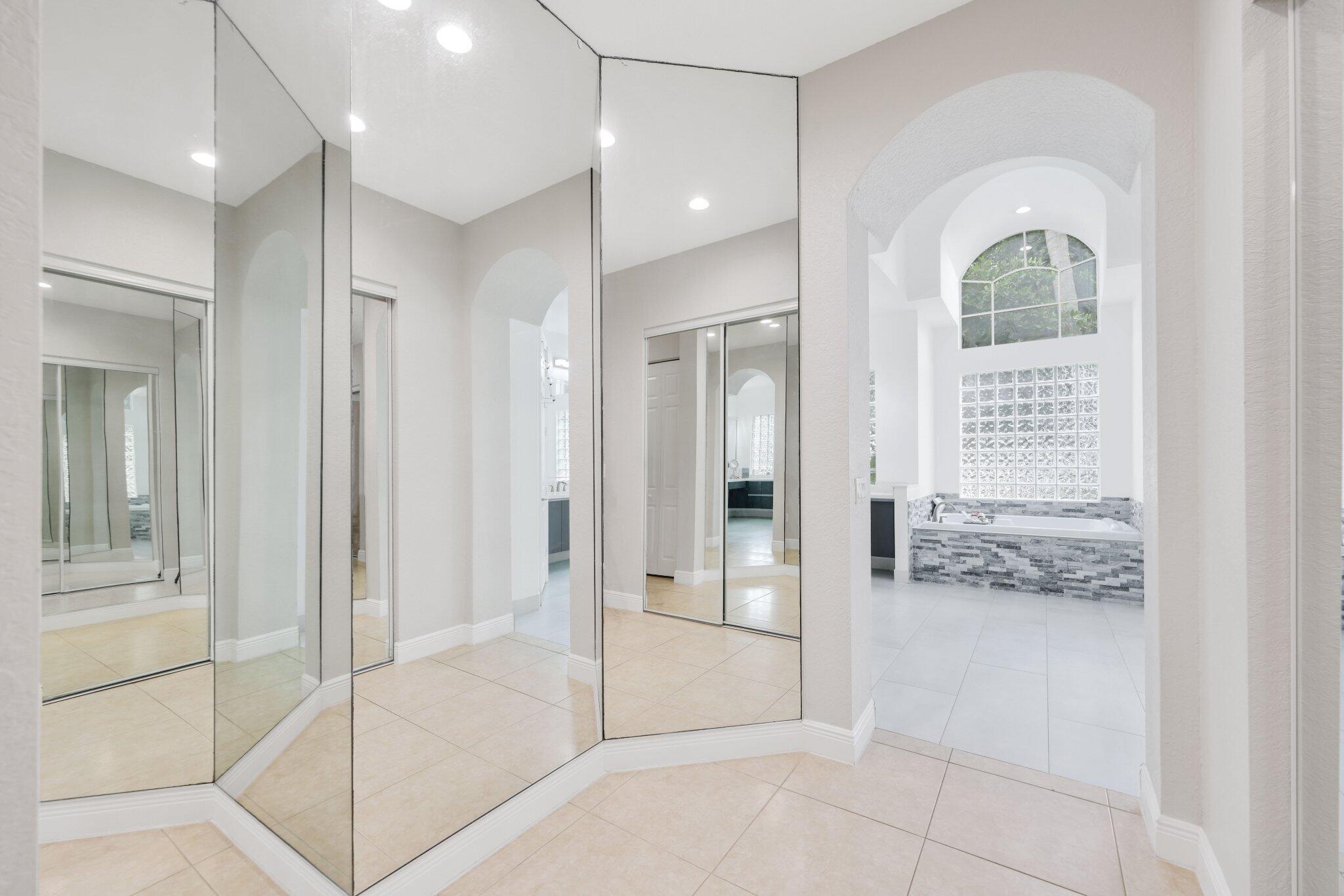 19219 N Creekshore Court, Boca Raton