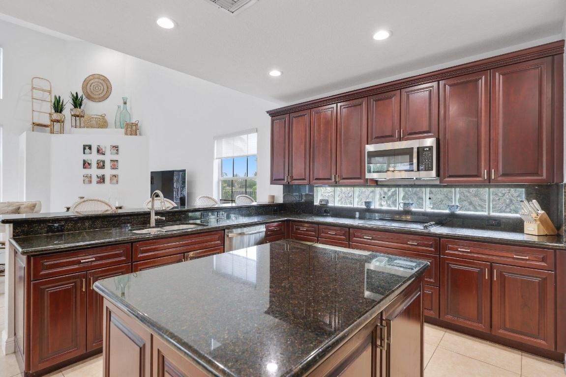 19219 N Creekshore Court, Boca Raton