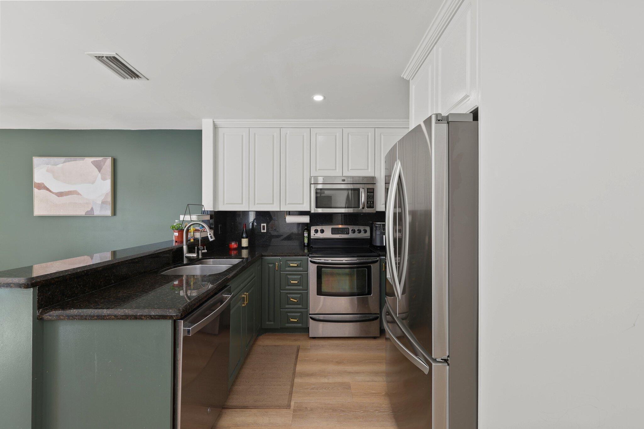 18998 Cloud Lake Circle