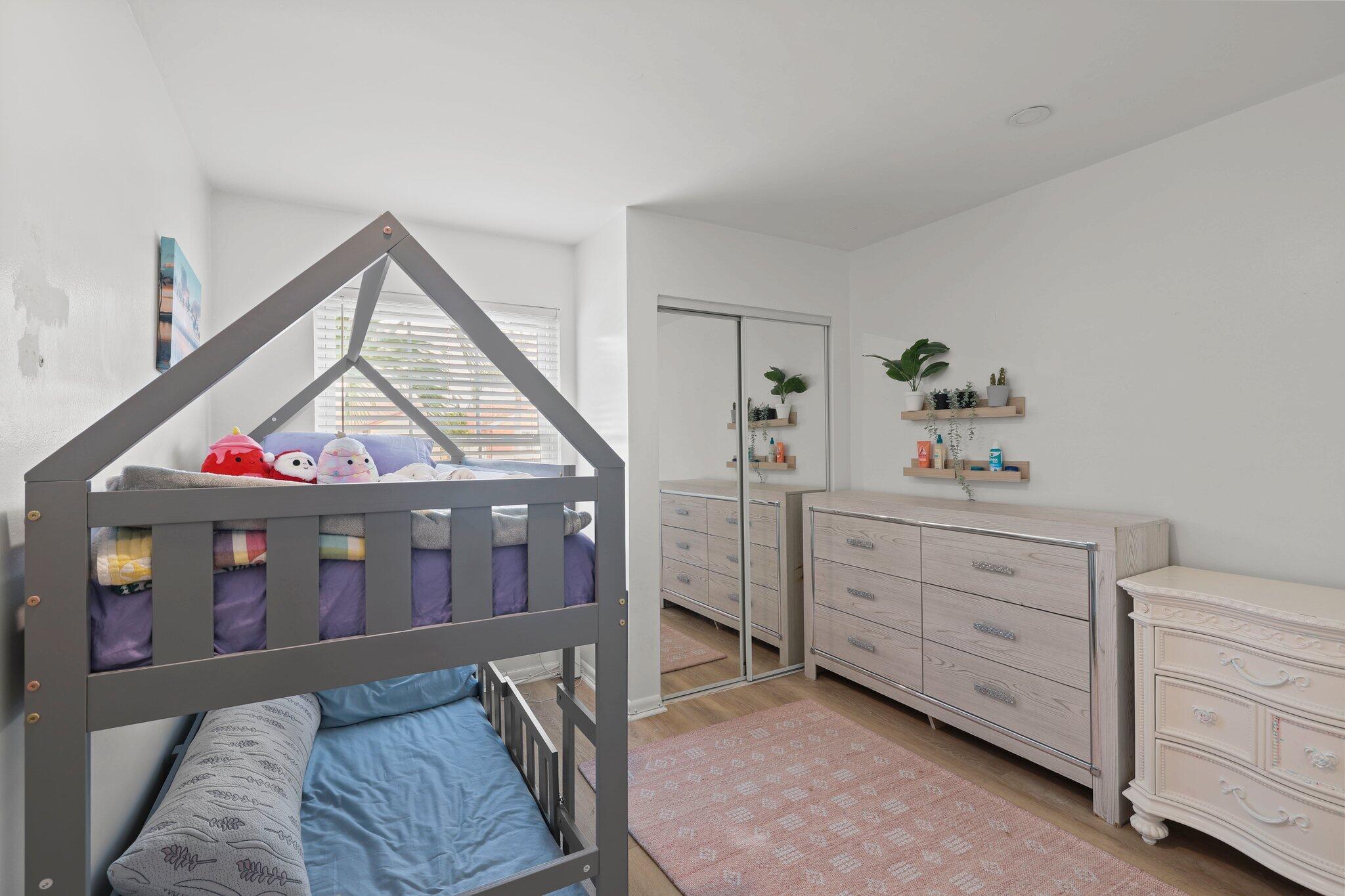 18998 Cloud Lake Circle