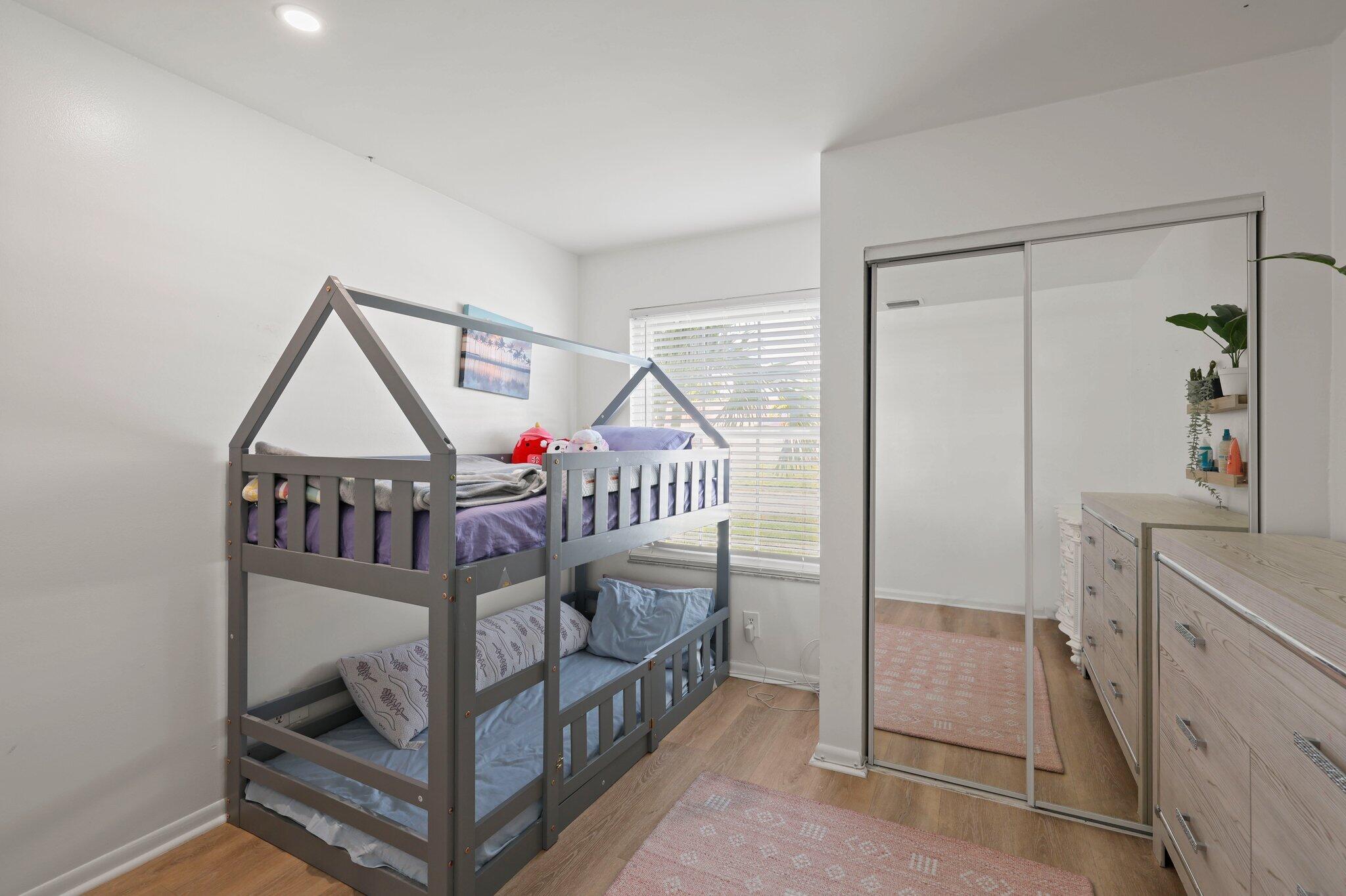 18998 Cloud Lake Circle