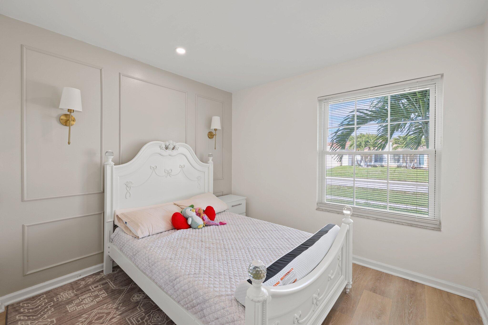 18998 Cloud Lake Circle