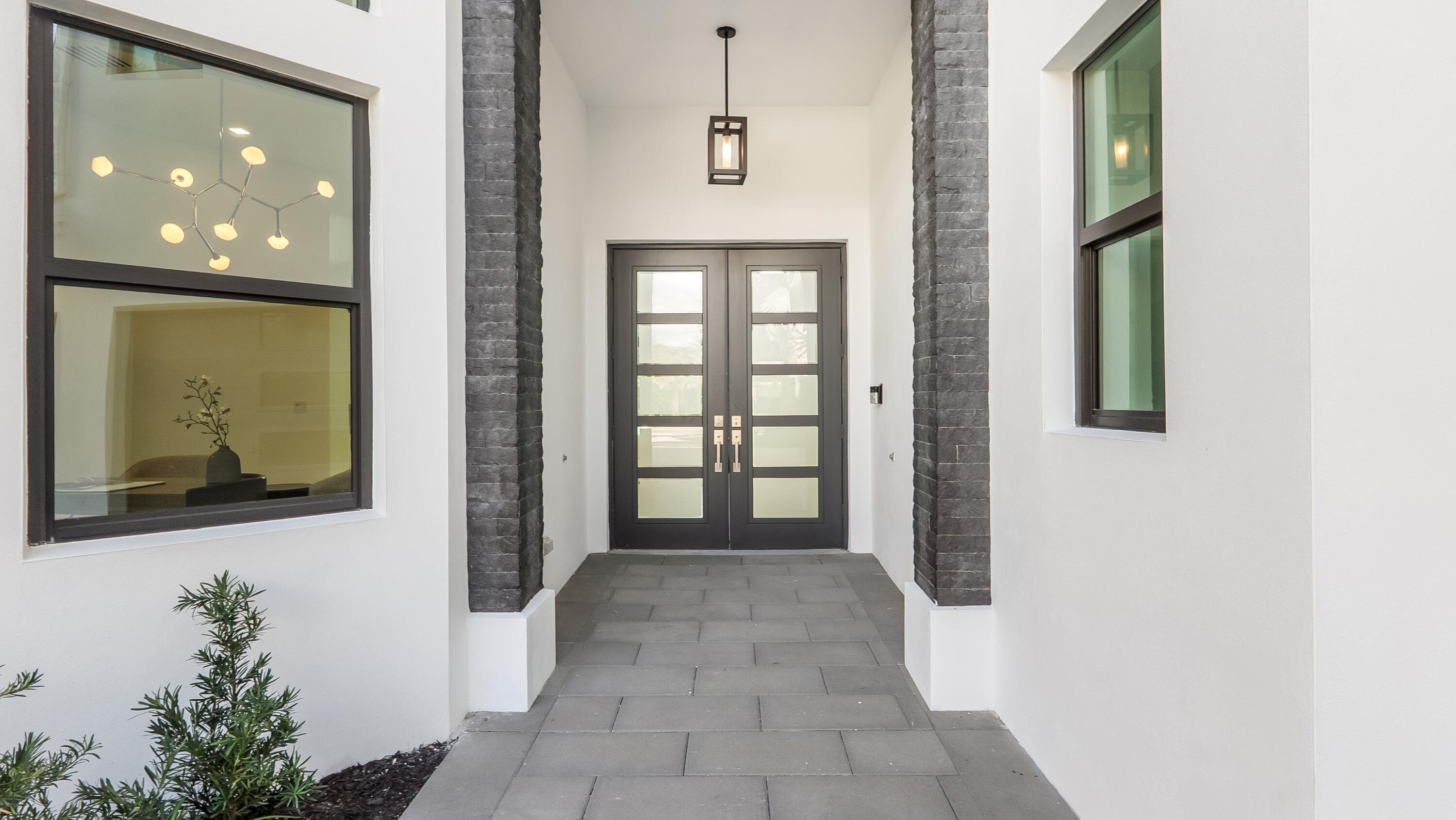 17400 Rosella Road