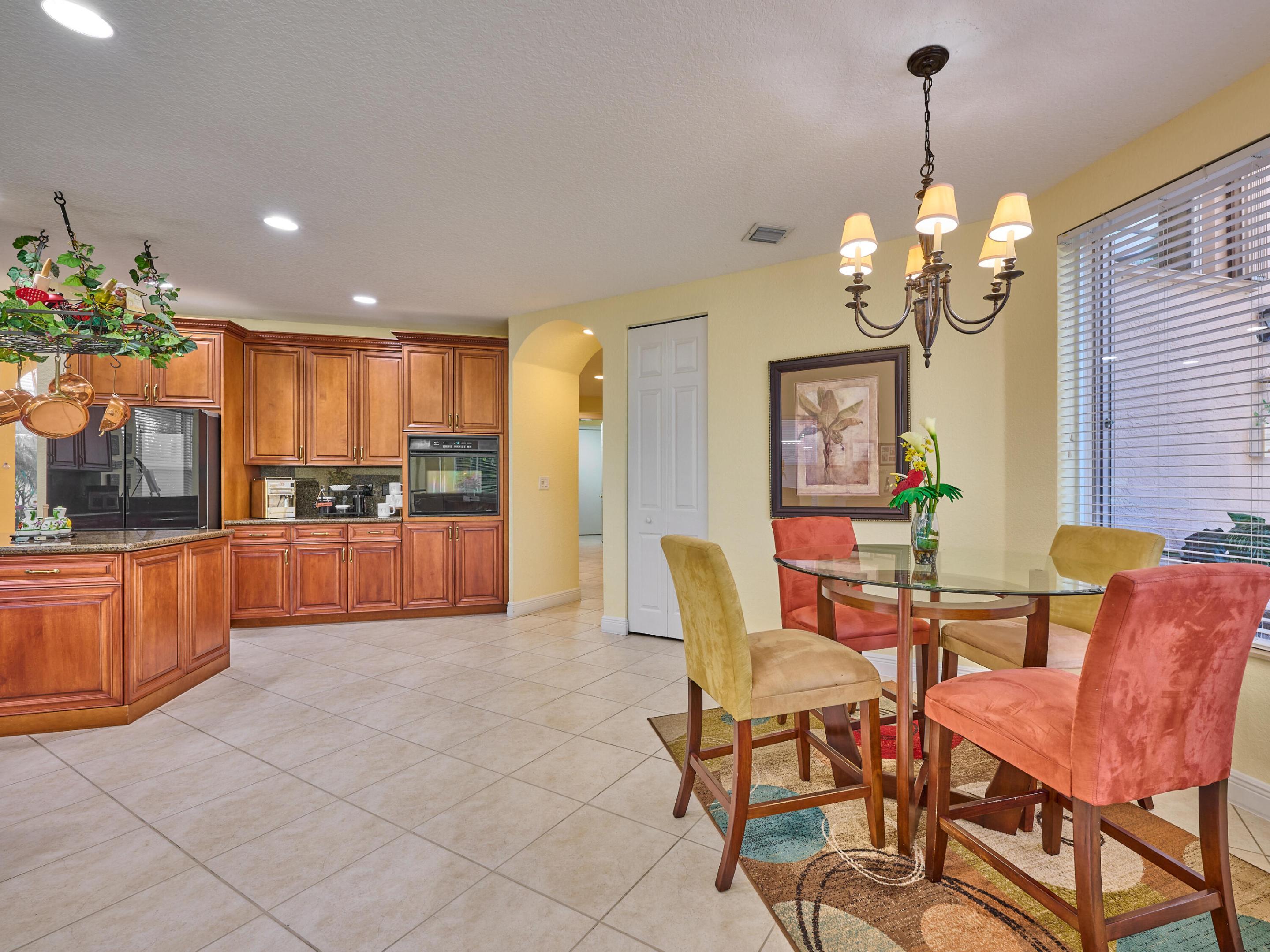 19243 S Creekshore Court