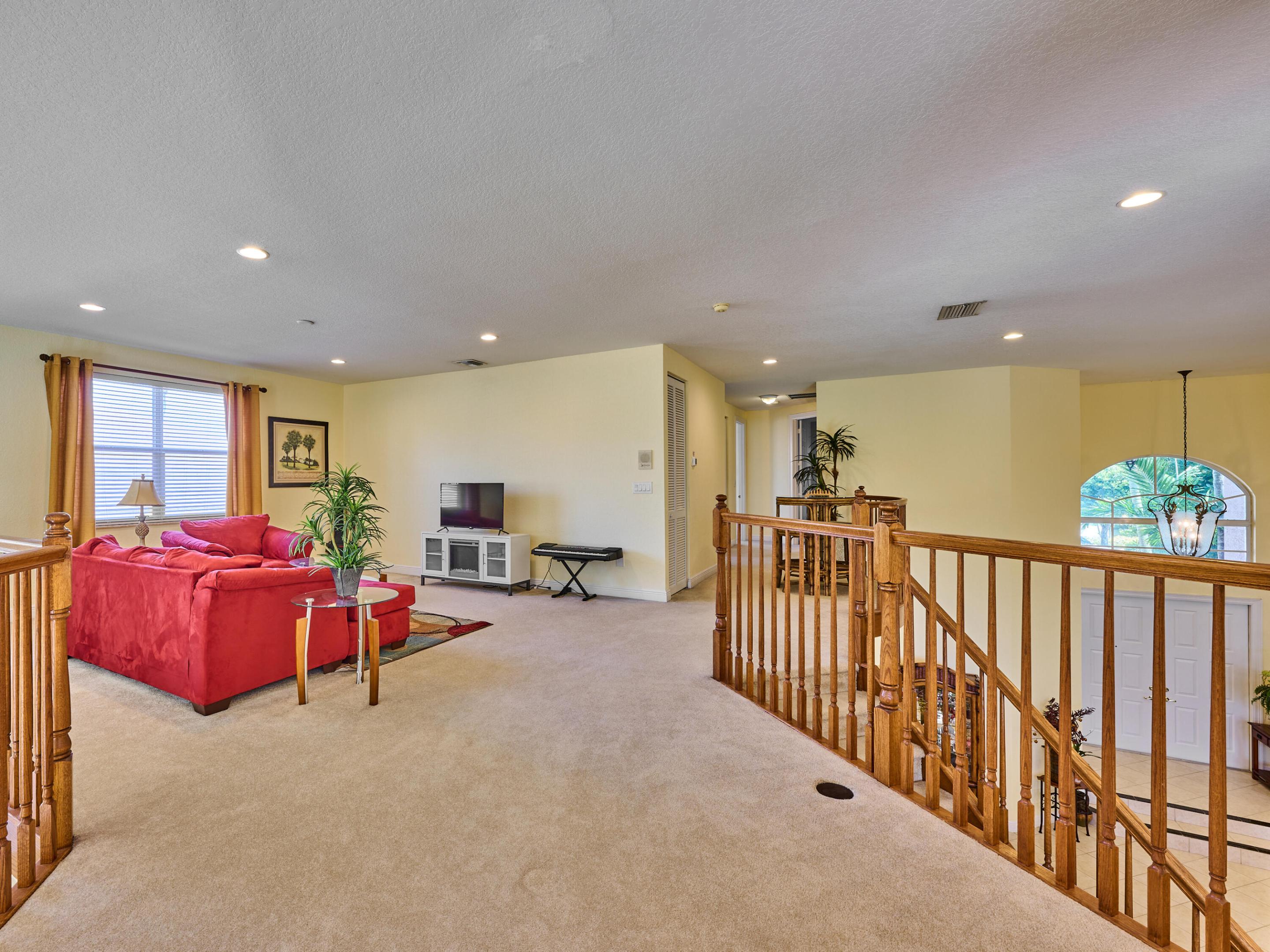 19243 S Creekshore Court