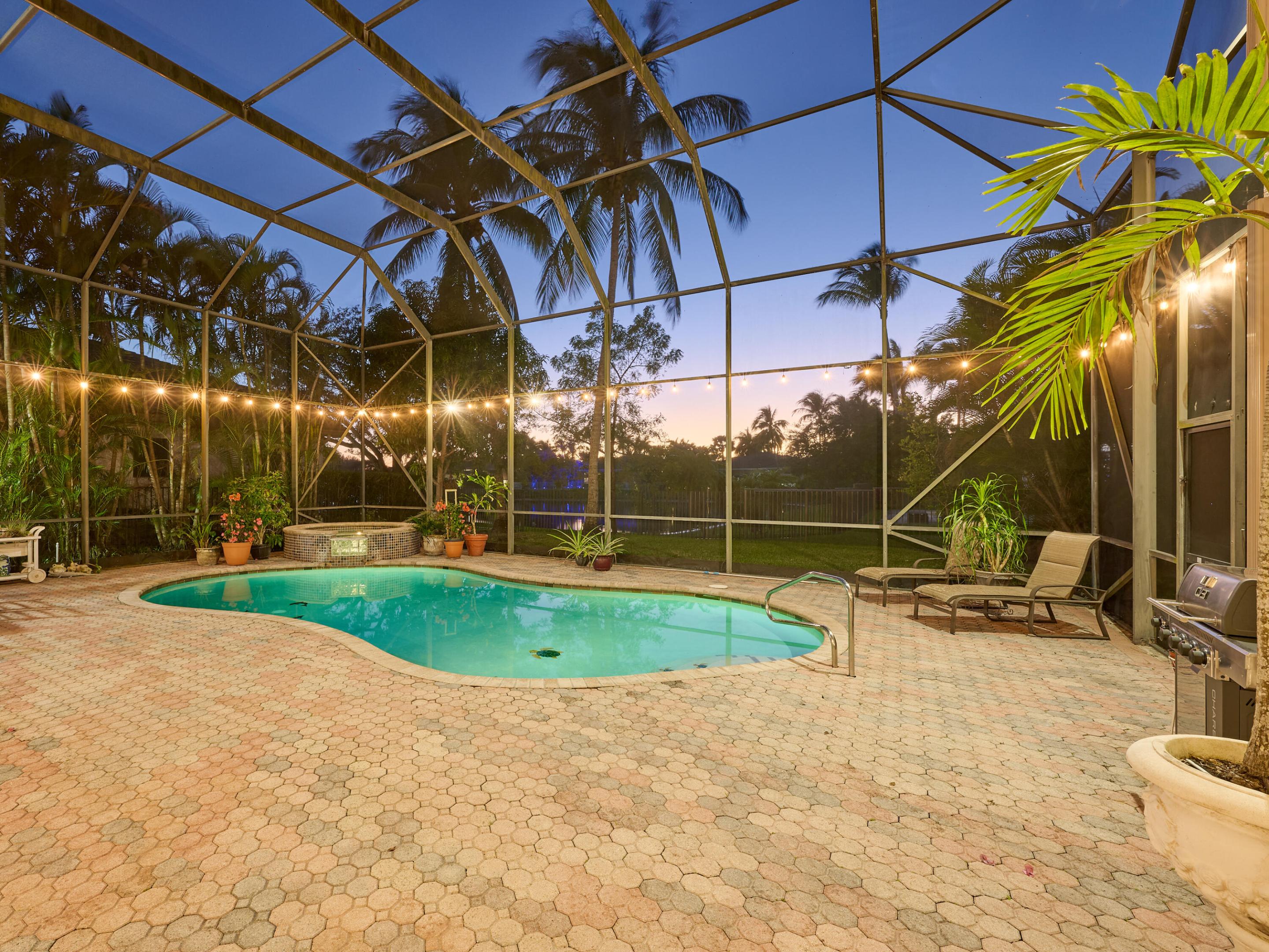 19243 S Creekshore Court