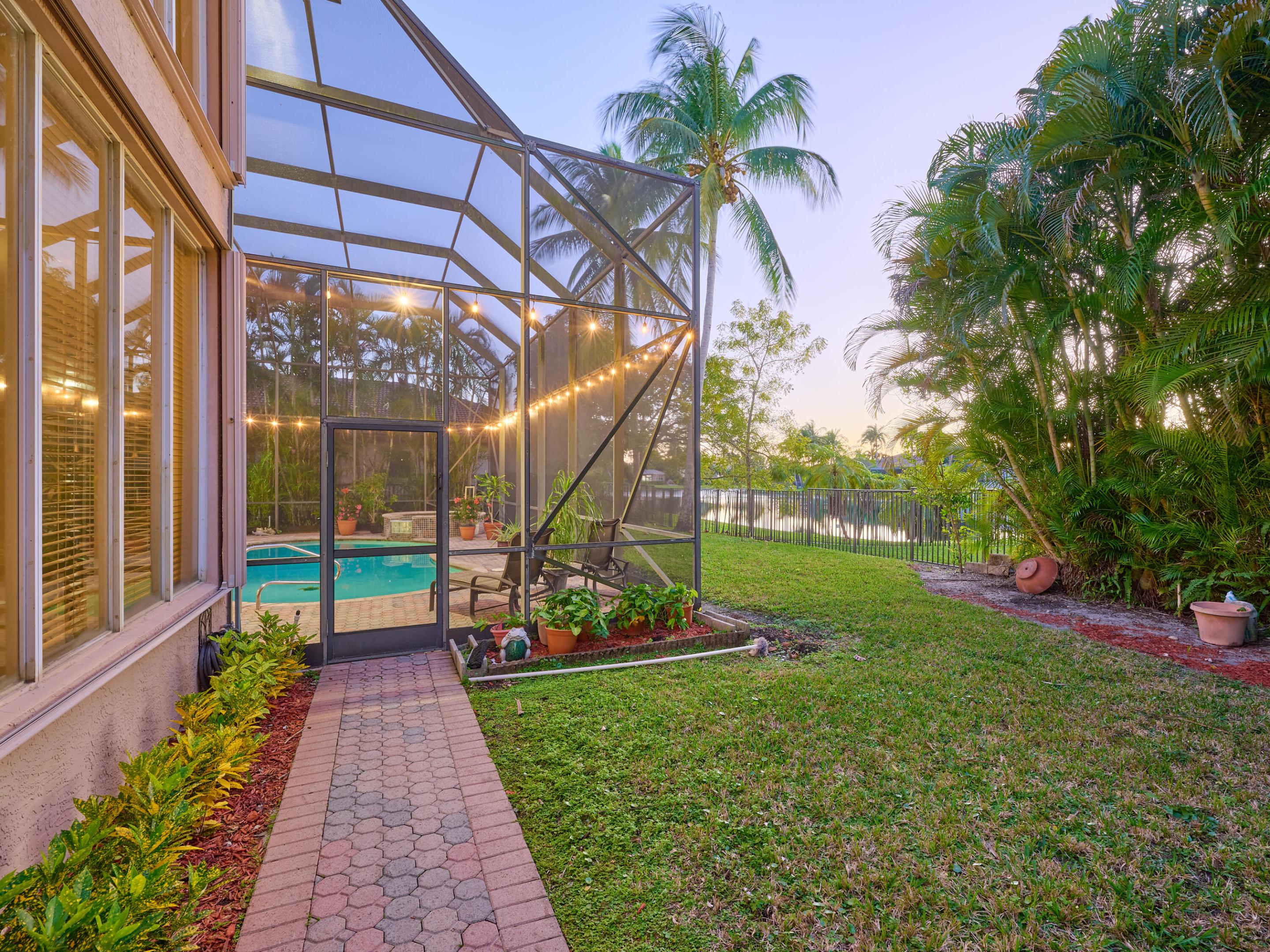 19243 S Creekshore Court